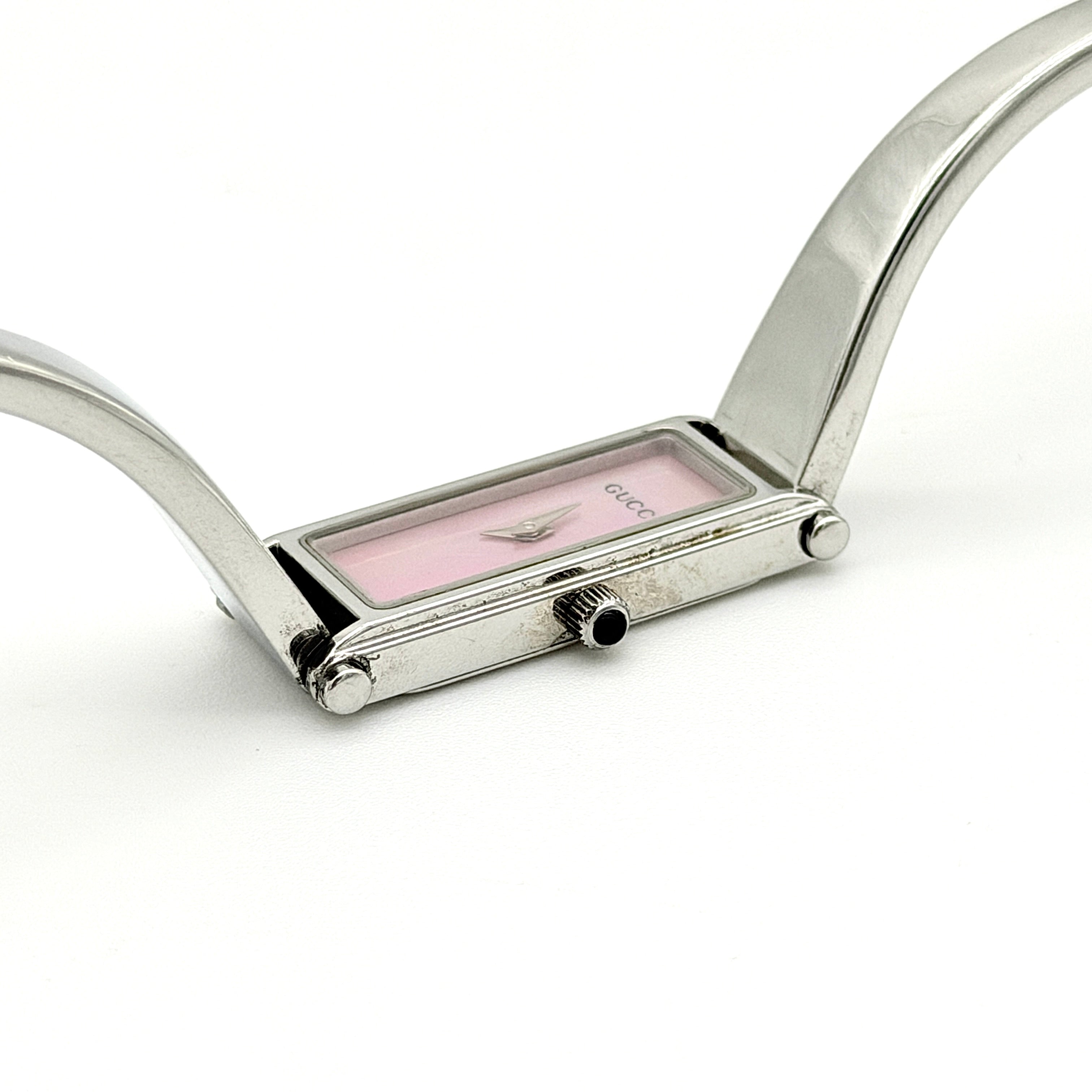 Gucci 1500L Mother of Pearl Dial Bangle Watch Pink