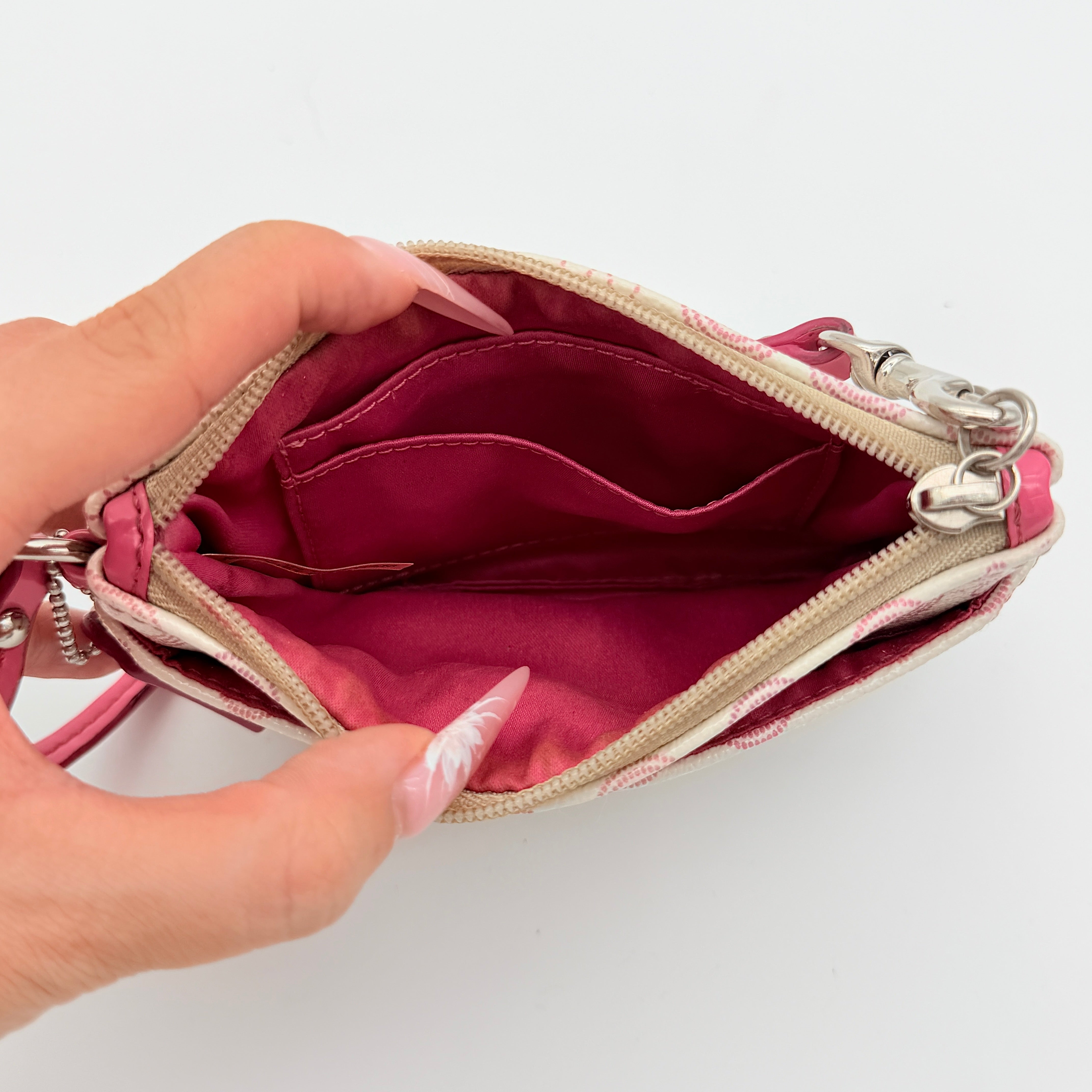 Coach Waverly Daisy Wristlet Pink