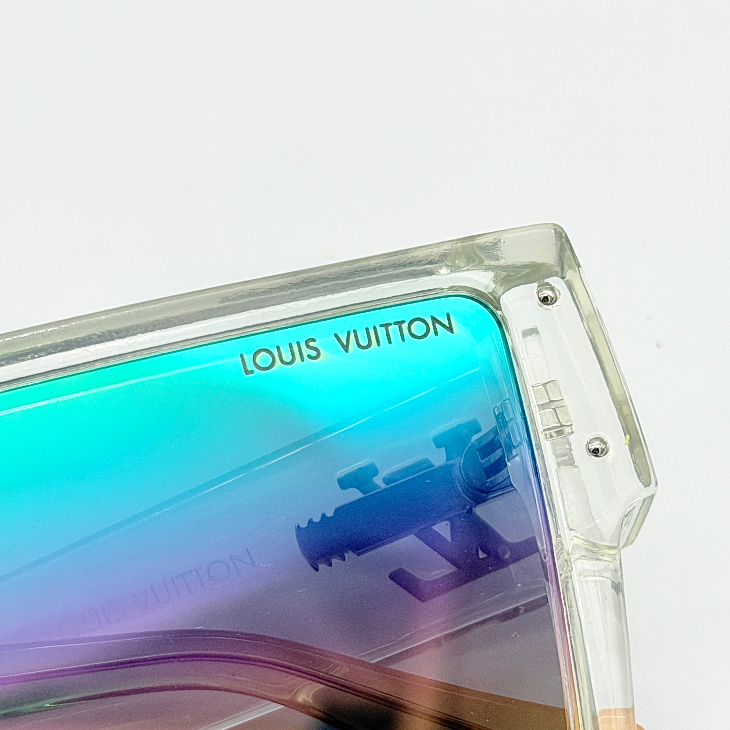Louis Vuitton Cyclone Sunglasses Clear Multicolor Gradient