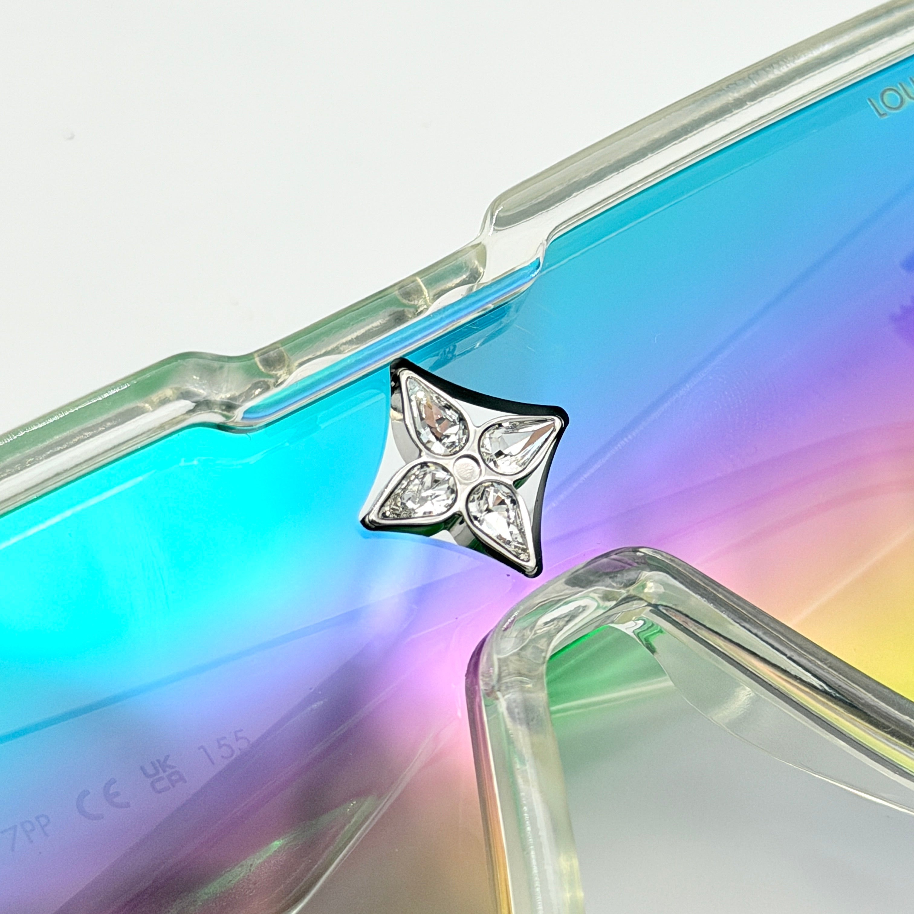 Louis Vuitton Cyclone Sunglasses Clear Multicolor Gradient