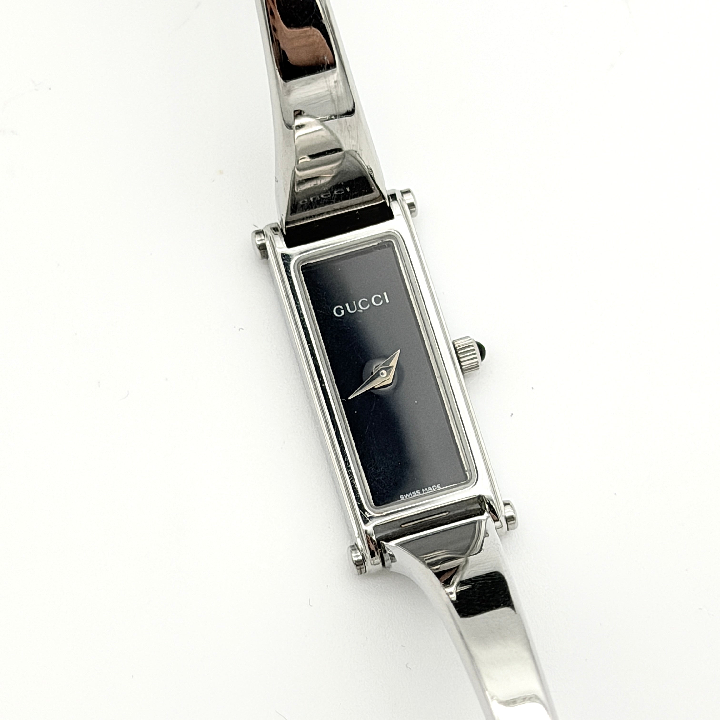 Gucci 1500L Black Dial Bangle Watch