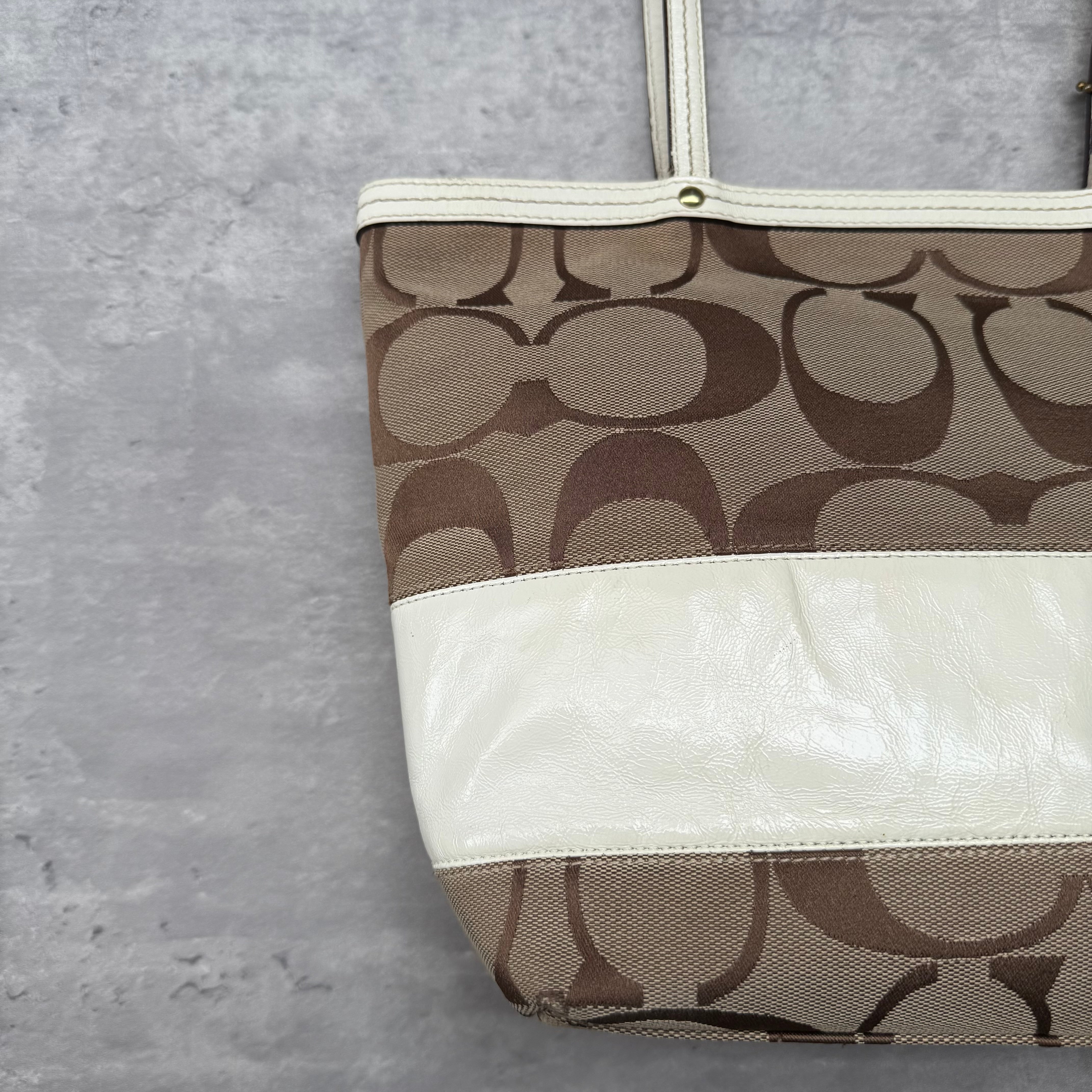 Coach Signature Sufflette Tote Bag Beige/White