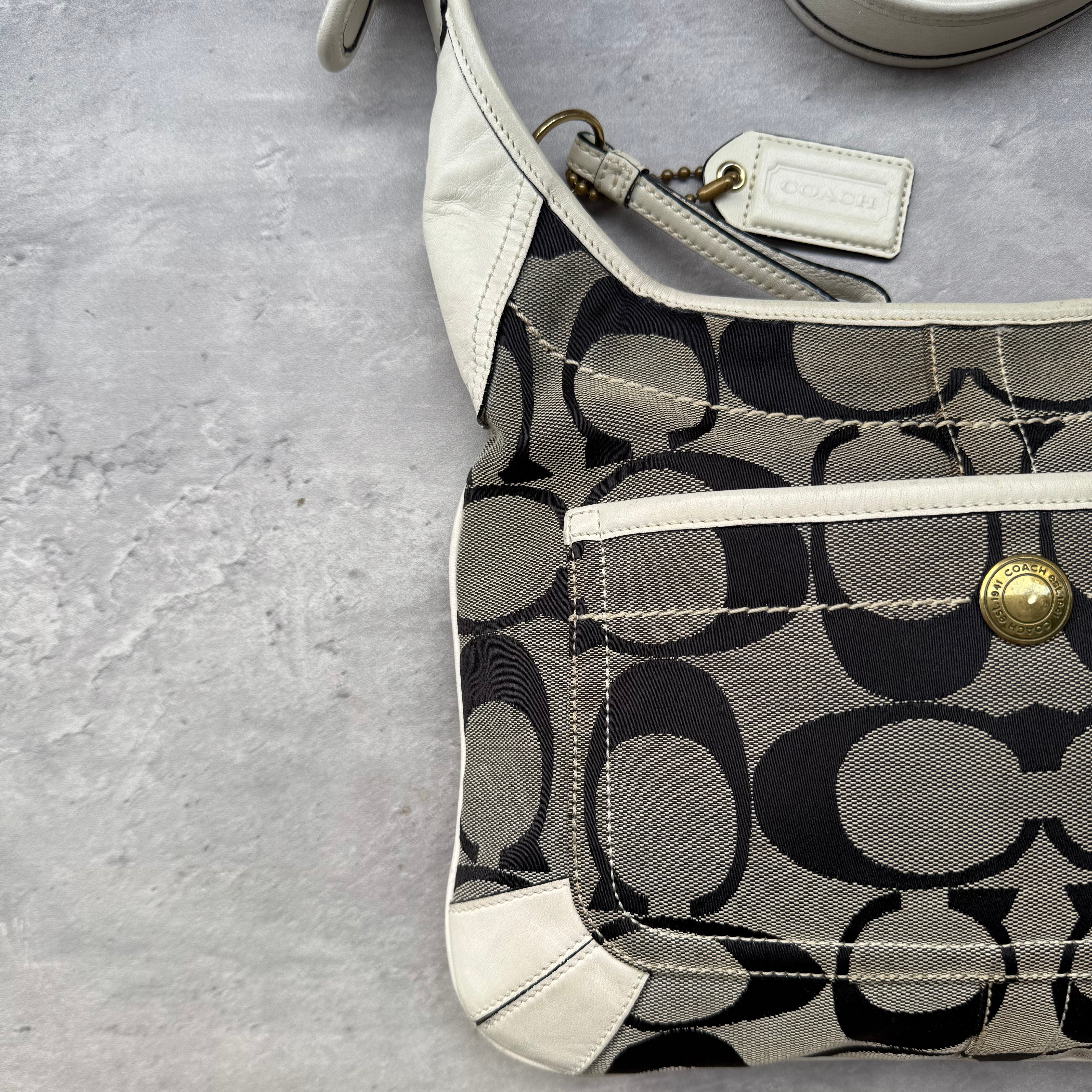 Coach Signature Canvas Hobo Crossbody Grey/White