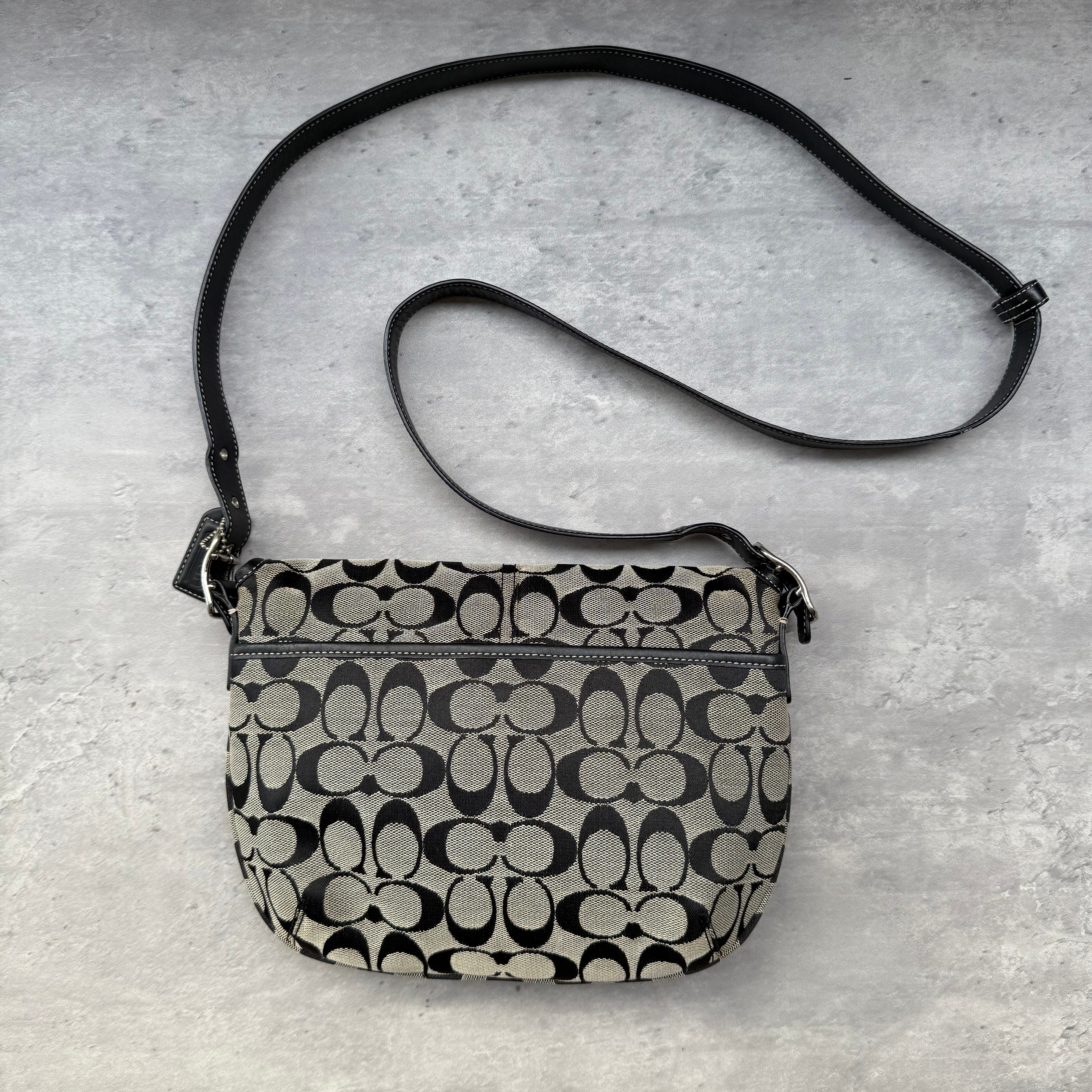 Coach Signature Canvas Crossbody Bag Black/Grey