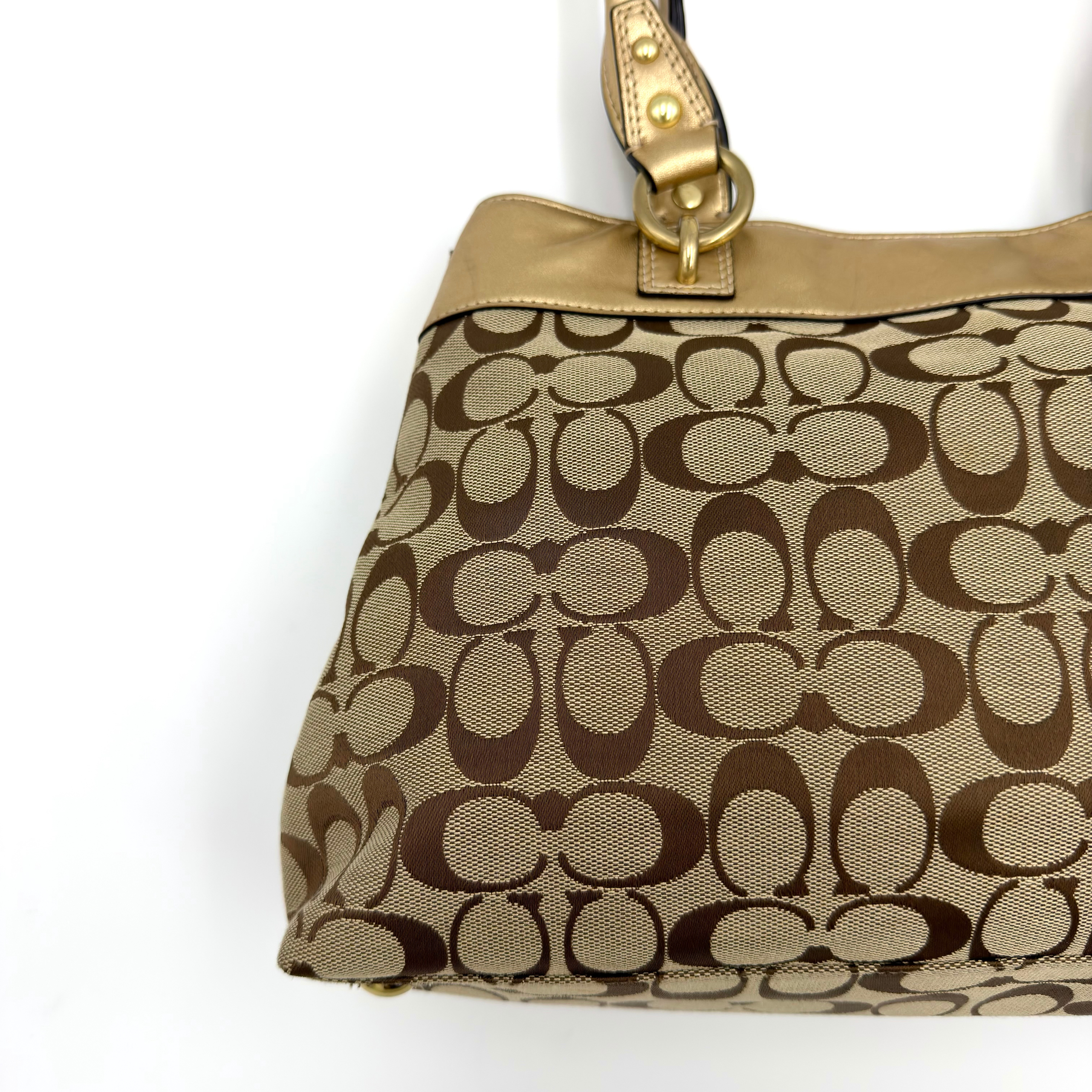 Coach Signature Penelope Shoulder Bag Beige/Gold
