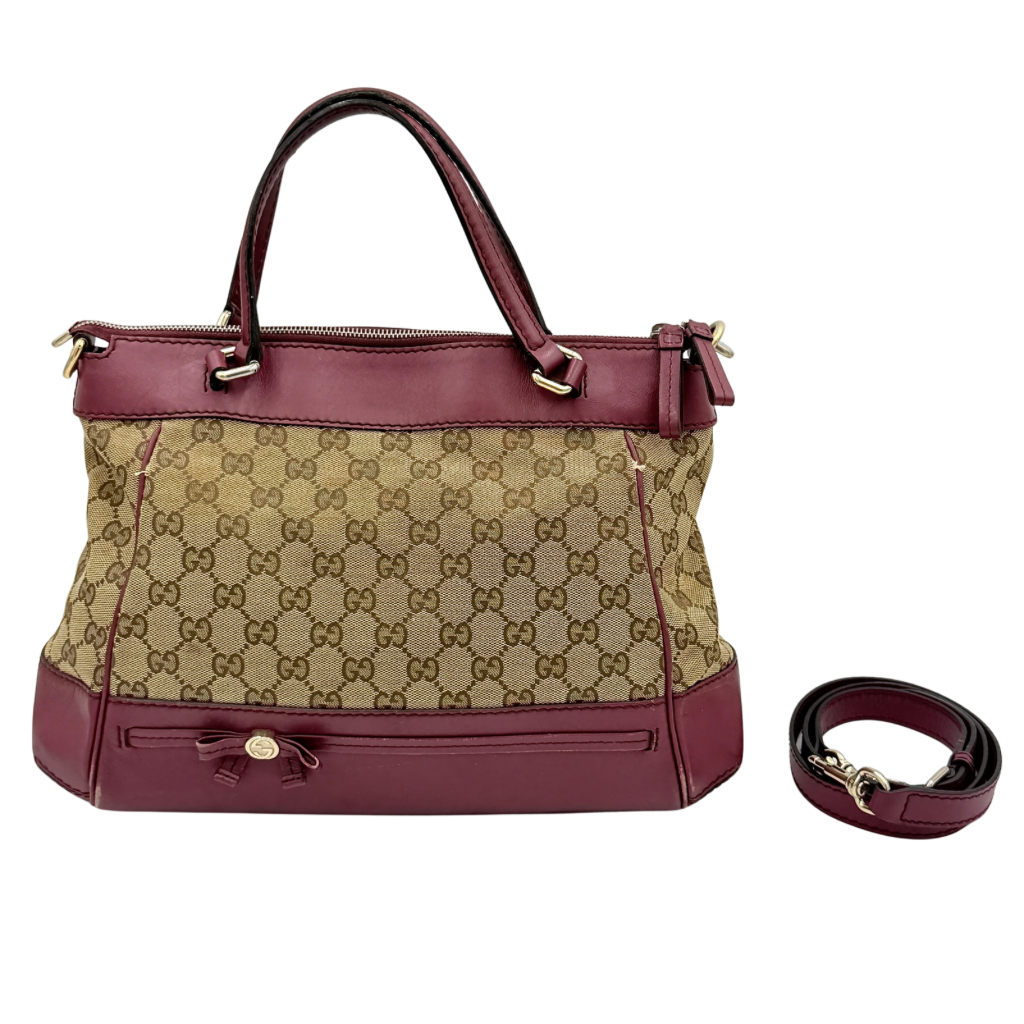 Gucci Mayfair Bow 2Way shoulder bag in beige GG monogram canvas with red leather trim, shown with detachable strap.