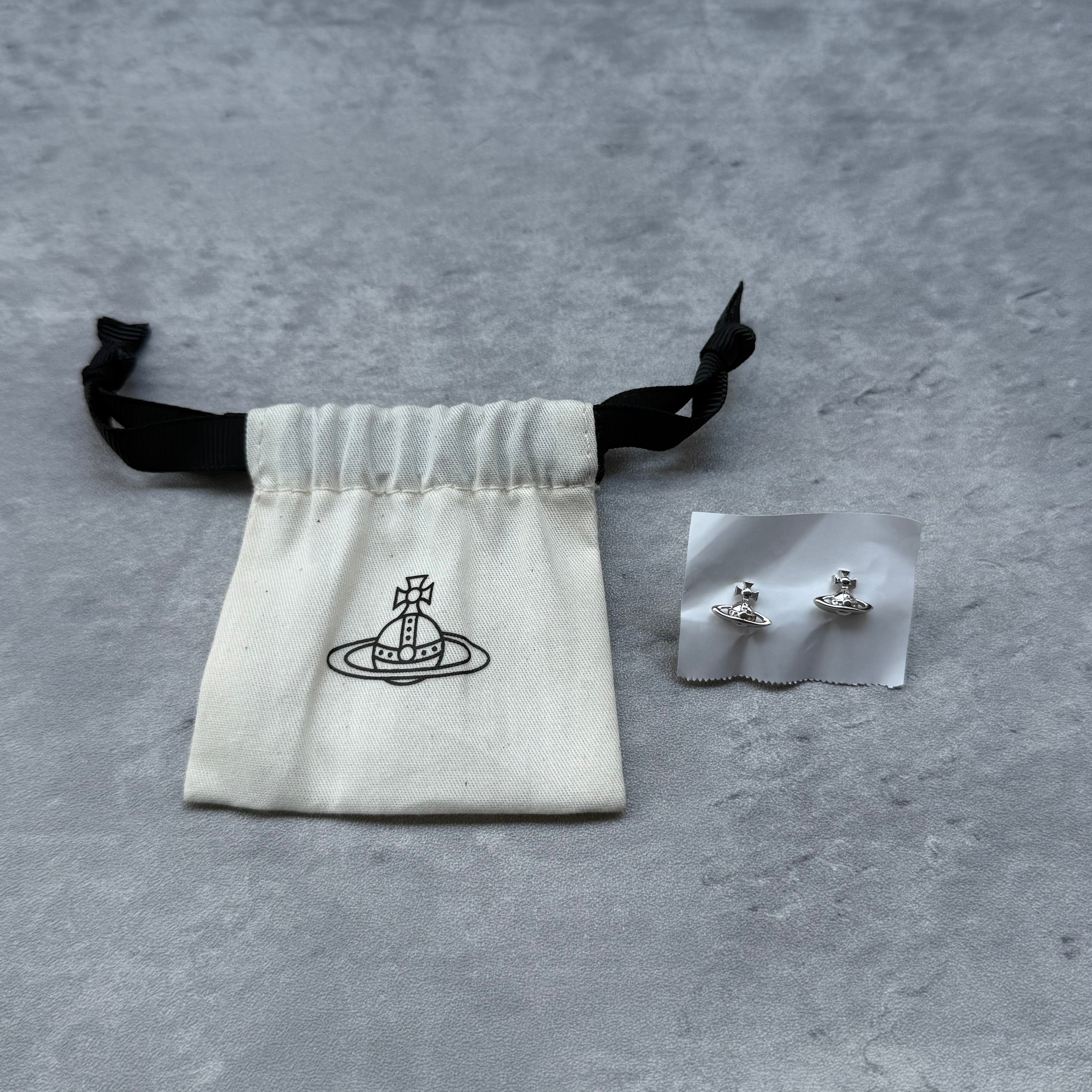 Vivienne Westwood Orb Stud Earrings Silver, featuring signature Orb motif with original pouch.