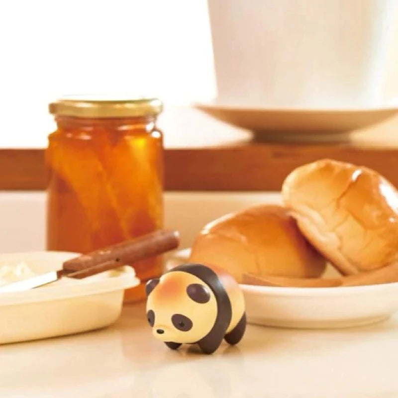 Animal Bakery Mini Figure – panda-shaped collectible bun toy with soft baked color tones and a kawaii design.