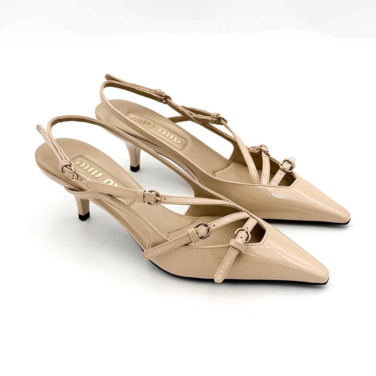 (34) Miu Miu Buckled Patent Slingback Pumps Heels Beige