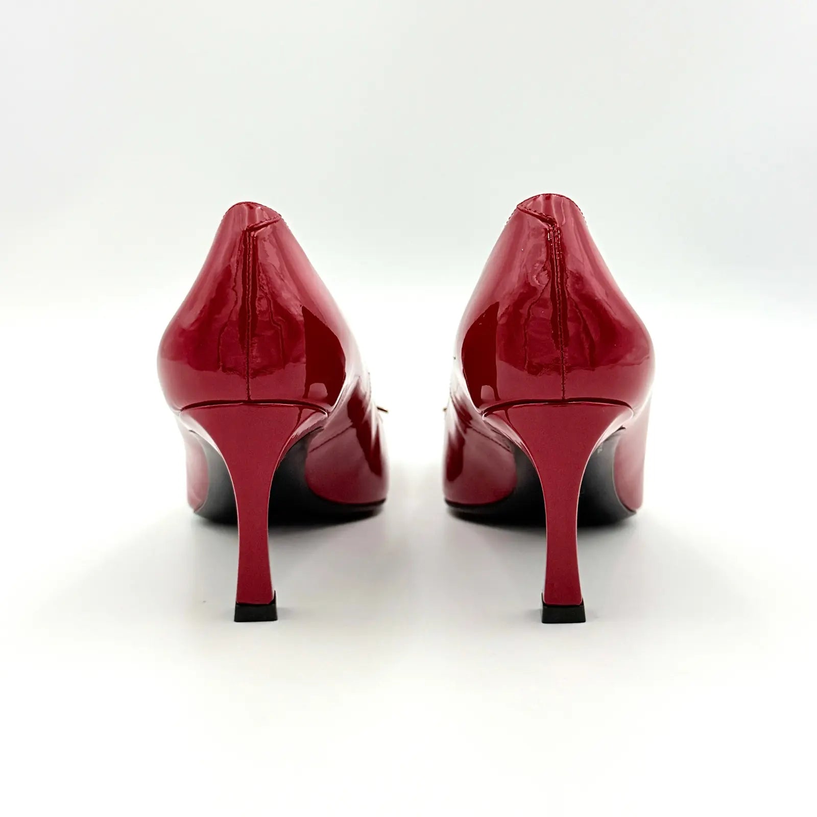 (EU34) Roger Vivier Belle Vivier Trompette Patent Pumps Red