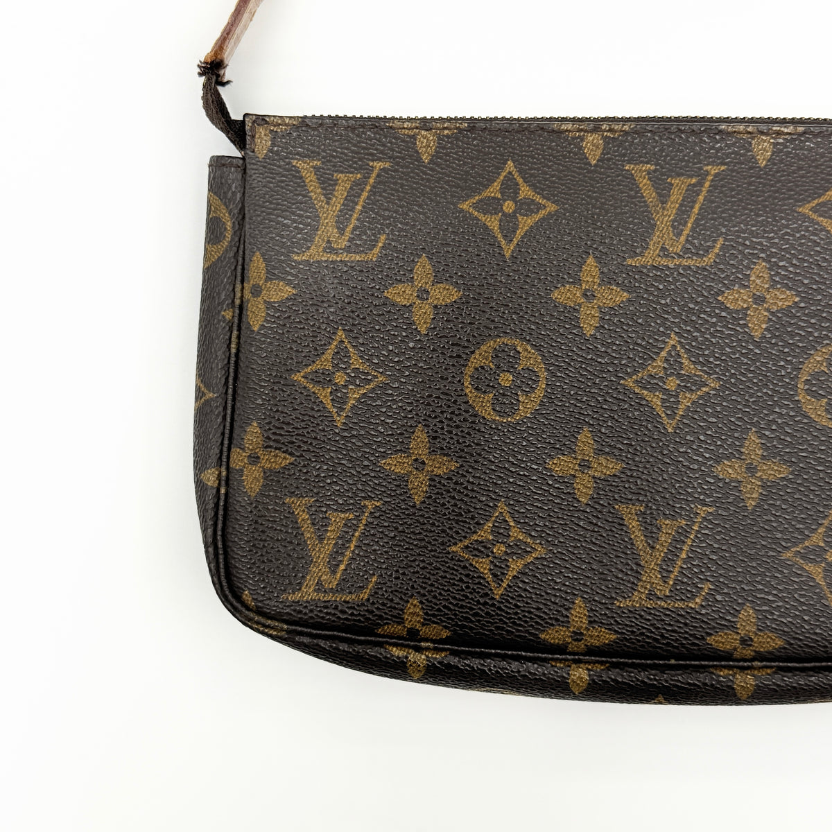 Louis Vuitton Monogram Pochette Shoulder Bag