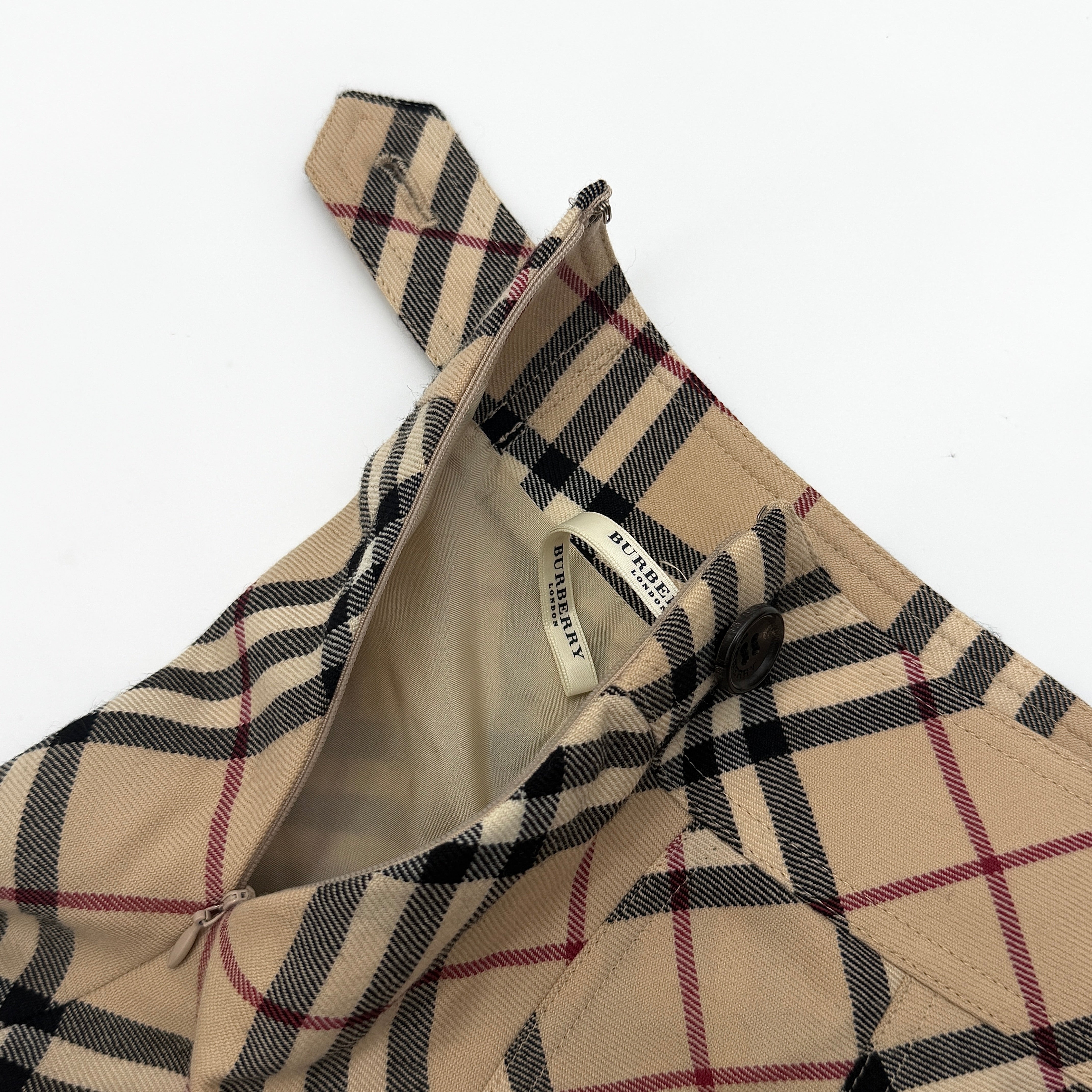(38) Burberry London Nova Check Flare Skirt Beige