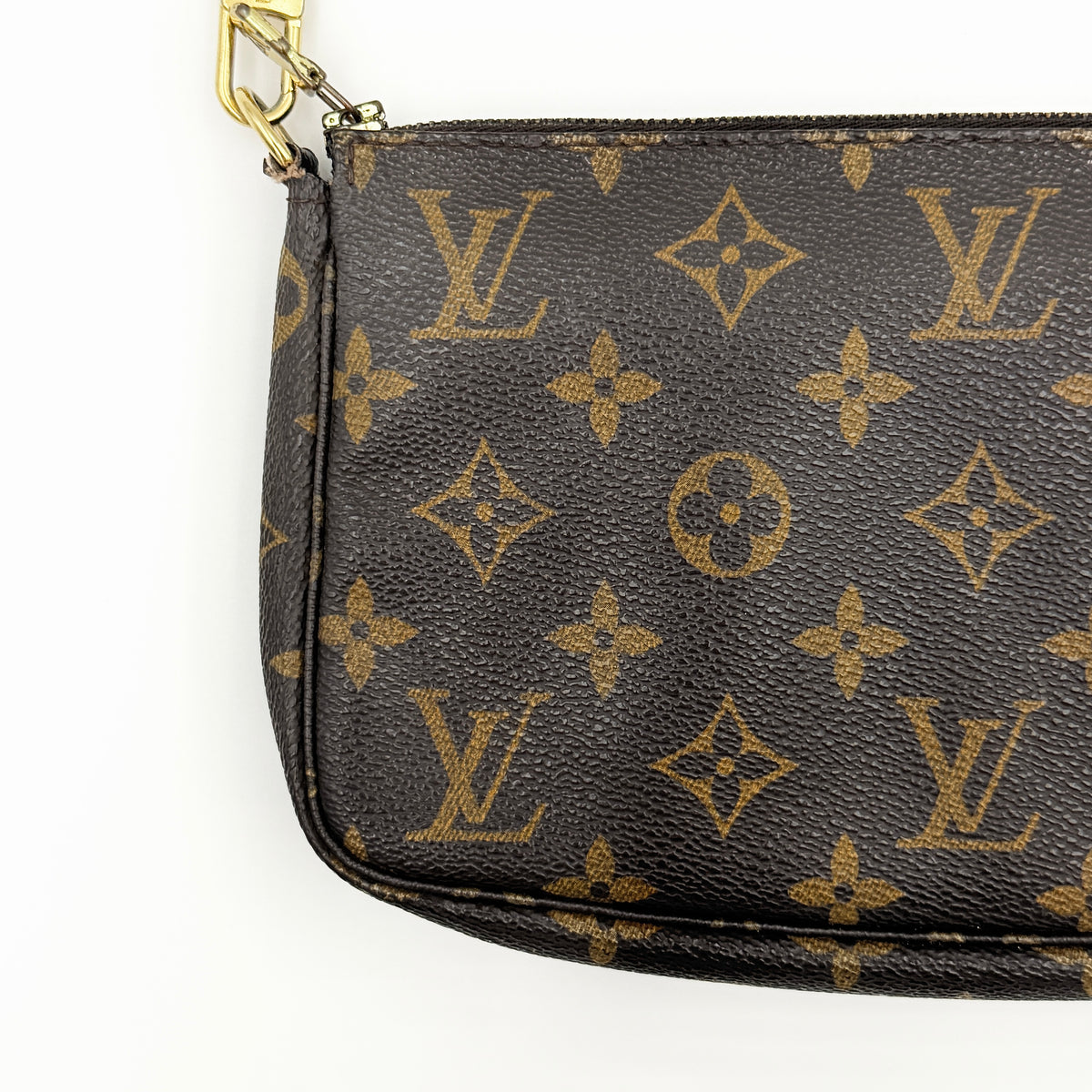 Louis Vuitton Monogram Pochette Shoulder Bag