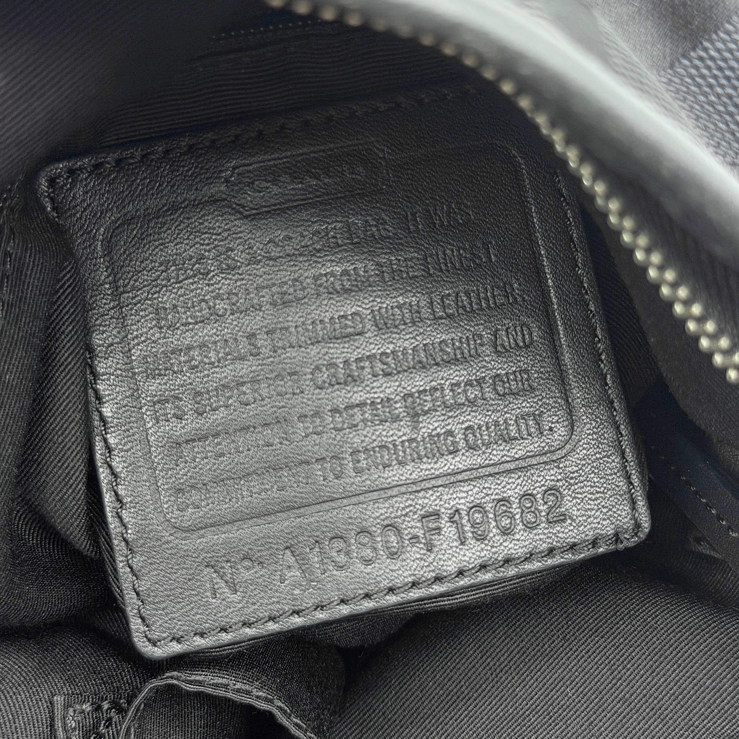 Coach 2Way Signature Canvas Crossbody Bag Black