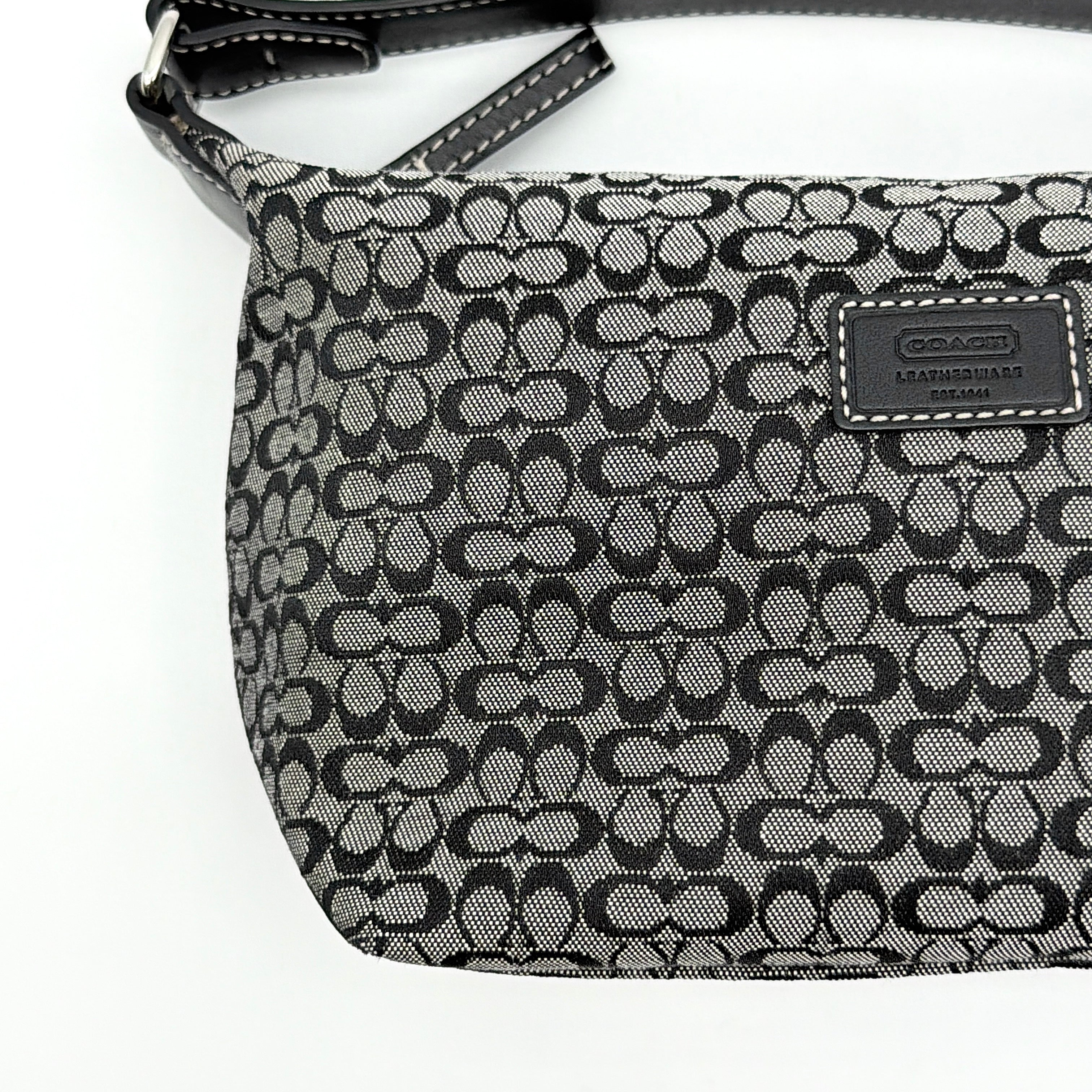 Coach Signature Mini Hobo Shoulder Bag Grey/Black