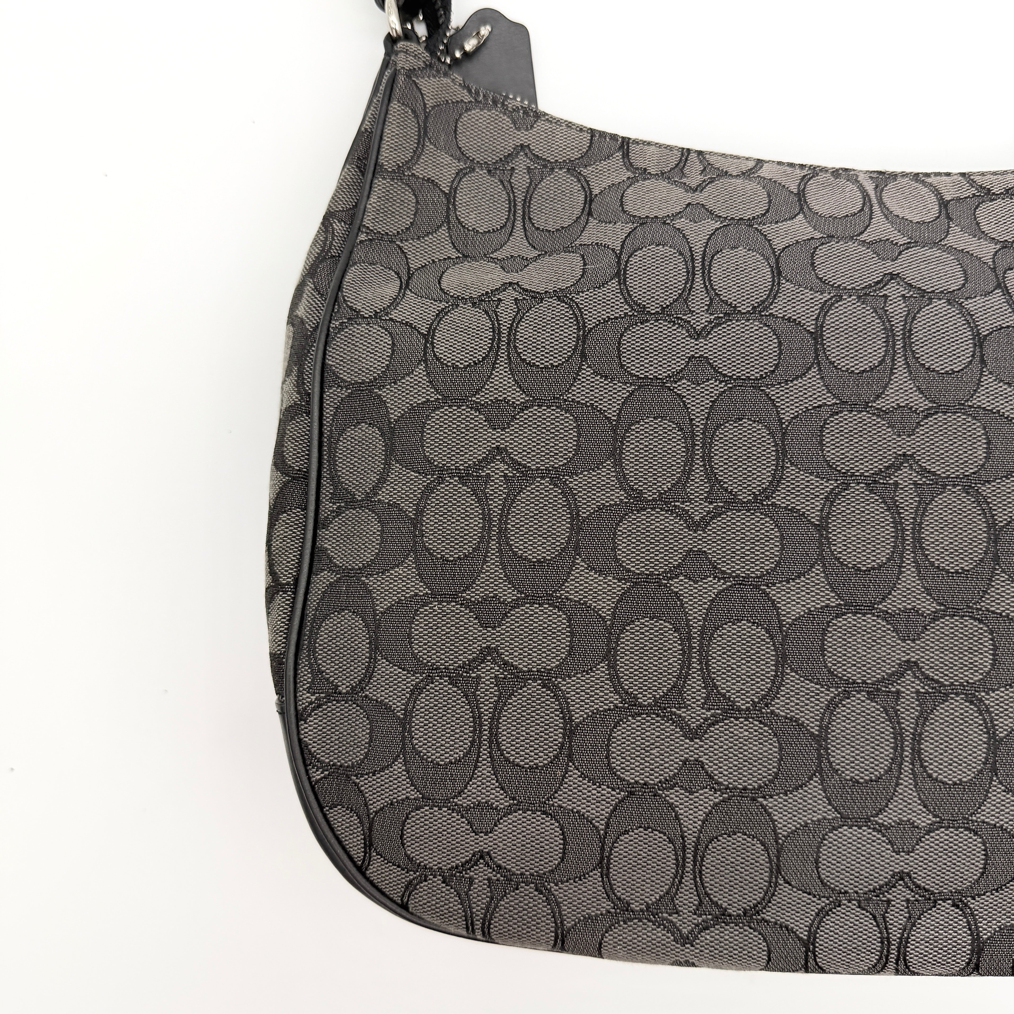 Coach Signature Hobo Shoulder Bag Grey/Black