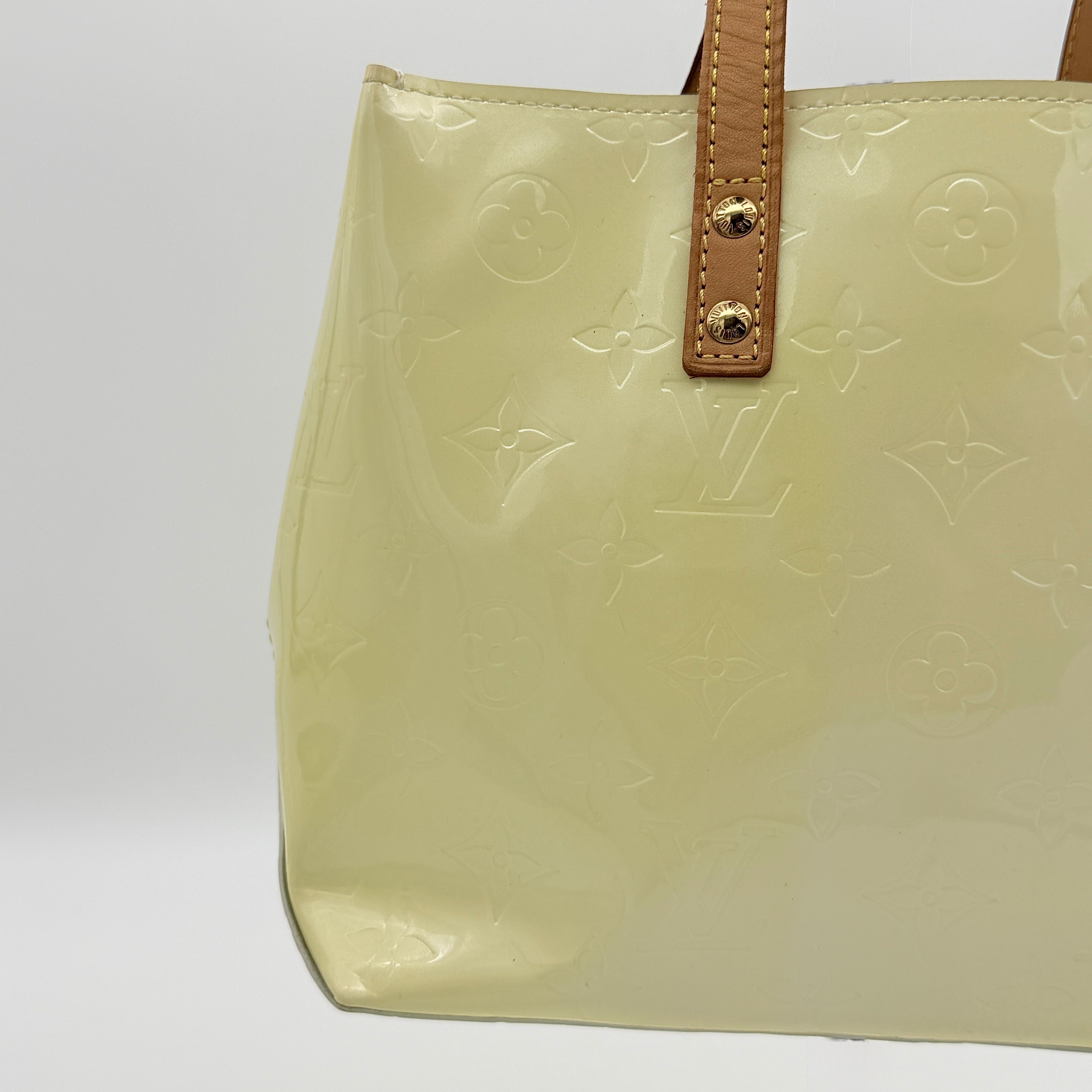 Louis Vuitton Monogram Vernis Reade PM Handbag Perle