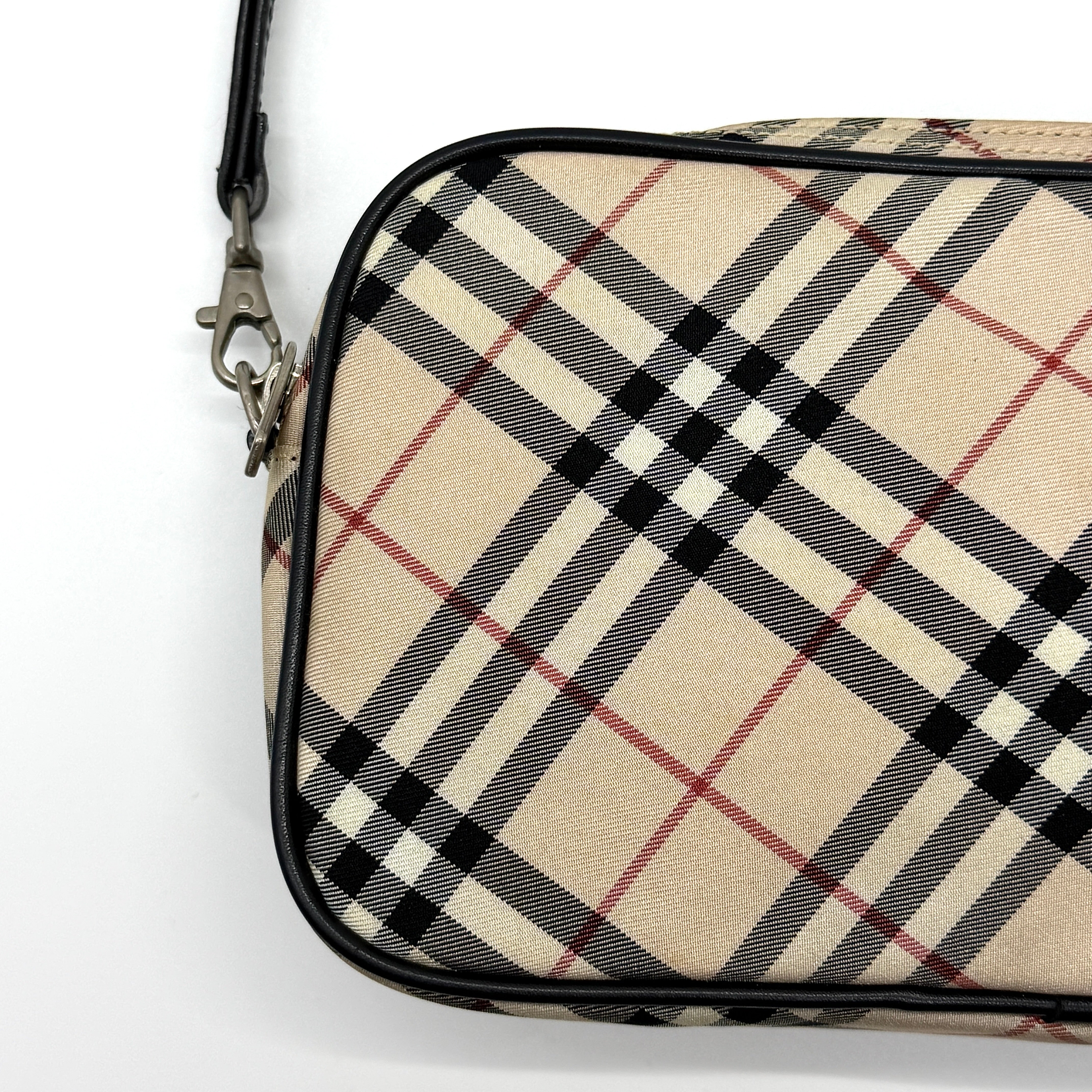 Burberry Nova Checkered Shoulder Bag Beige/Black
