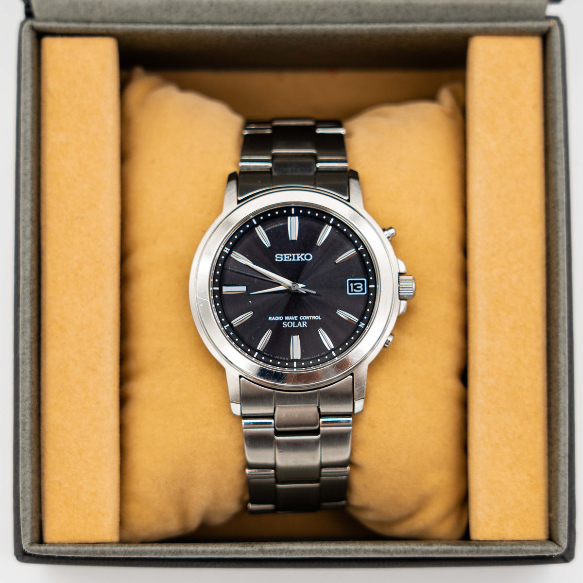Seiko 7B52-0AF0 Black Dial Stainless Steel Watch