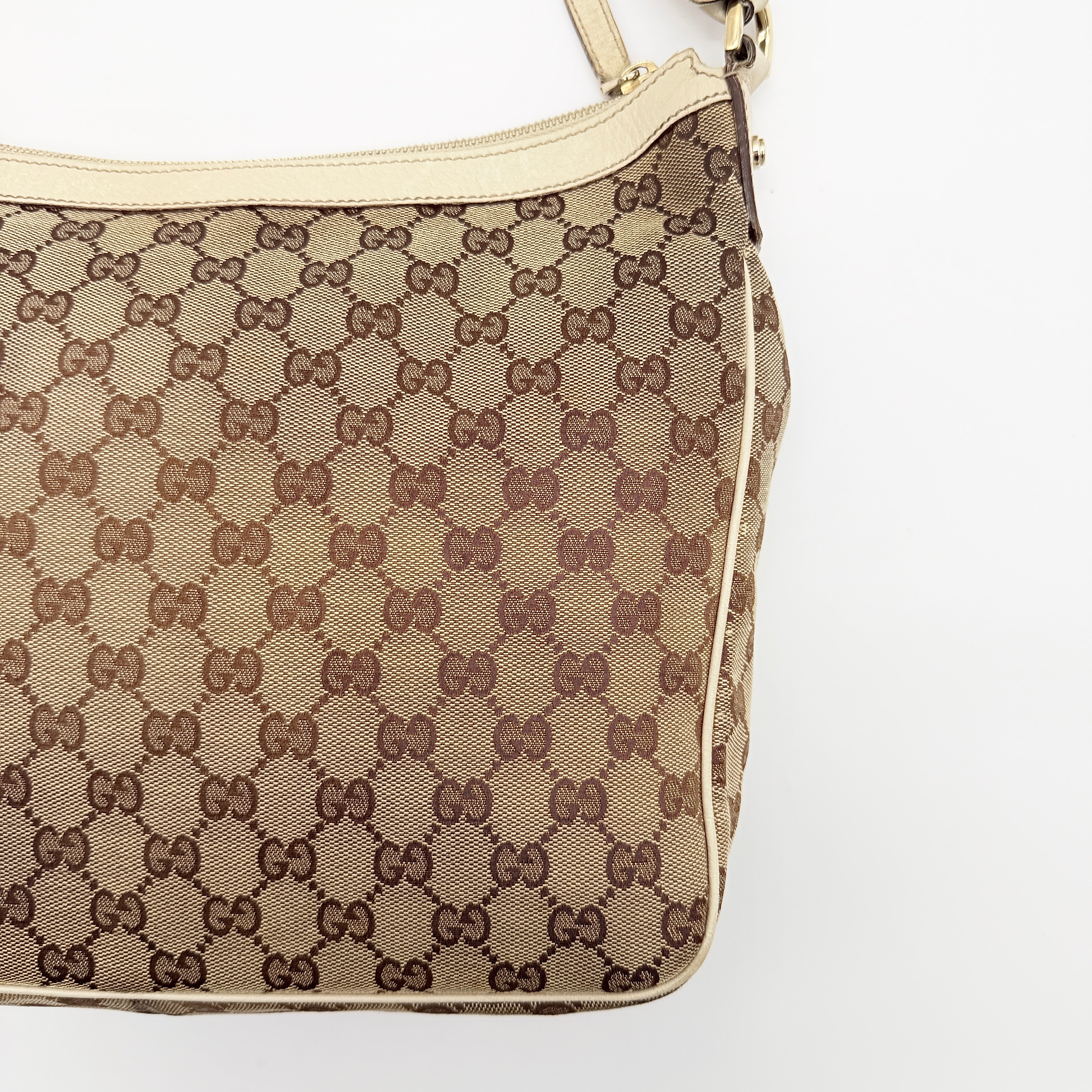 Gucci GG Monogram Hobo Shoulder Bag Beige/White