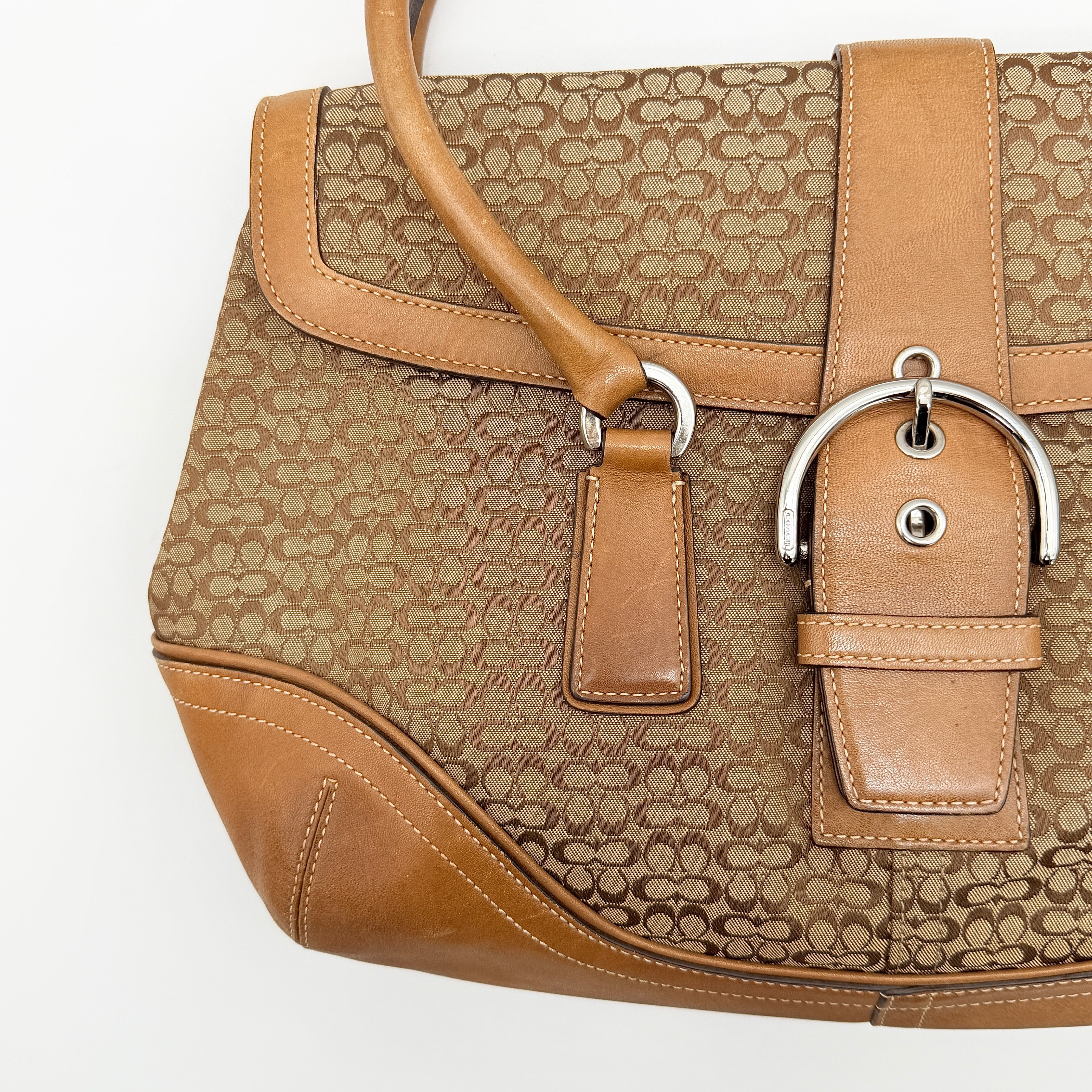 Coach Y2K Signature Soho Shoulder Bag Beige/Tan