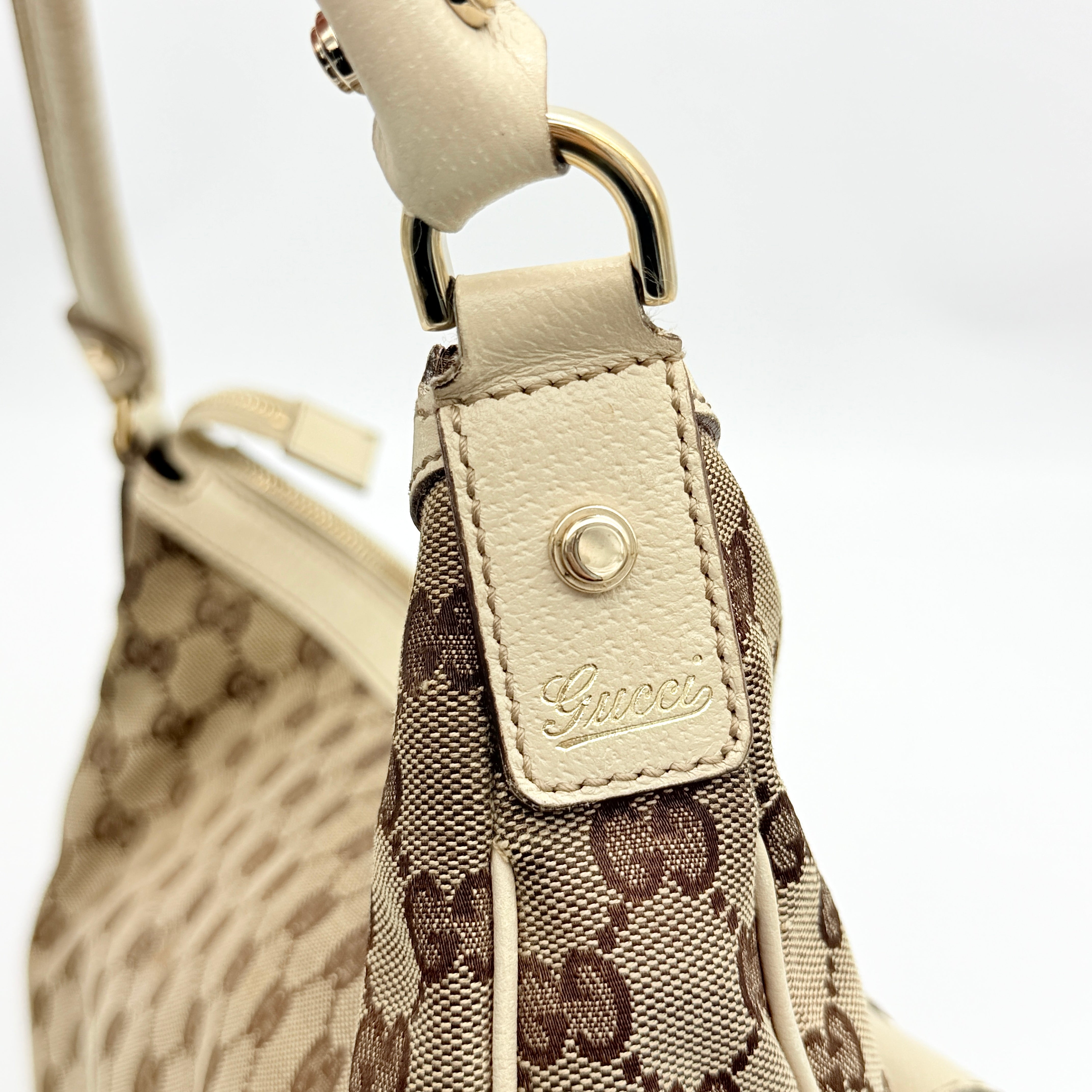Gucci GG Monogram Hobo Shoulder Bag Beige/White