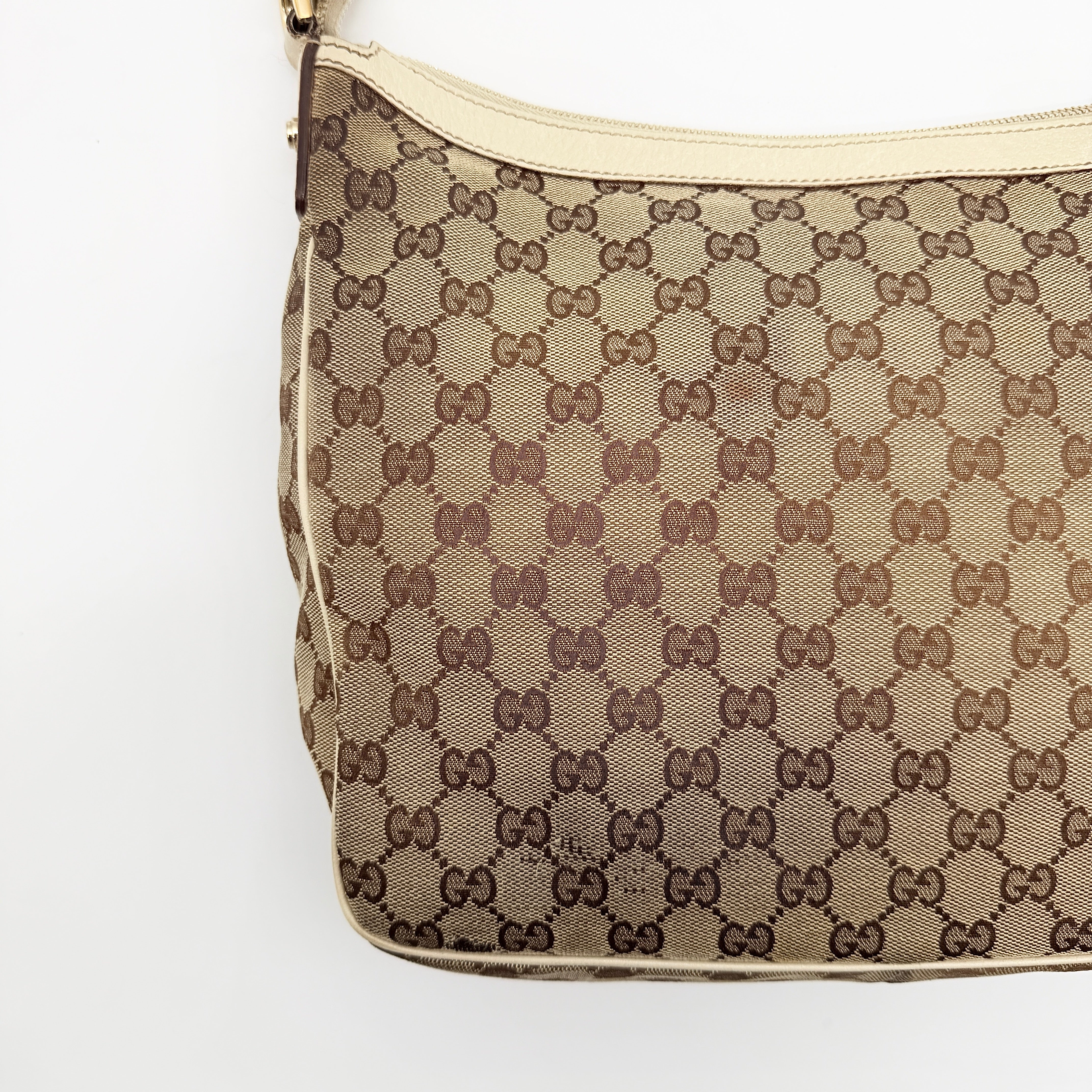 Gucci GG Monogram Hobo Shoulder Bag Beige/White