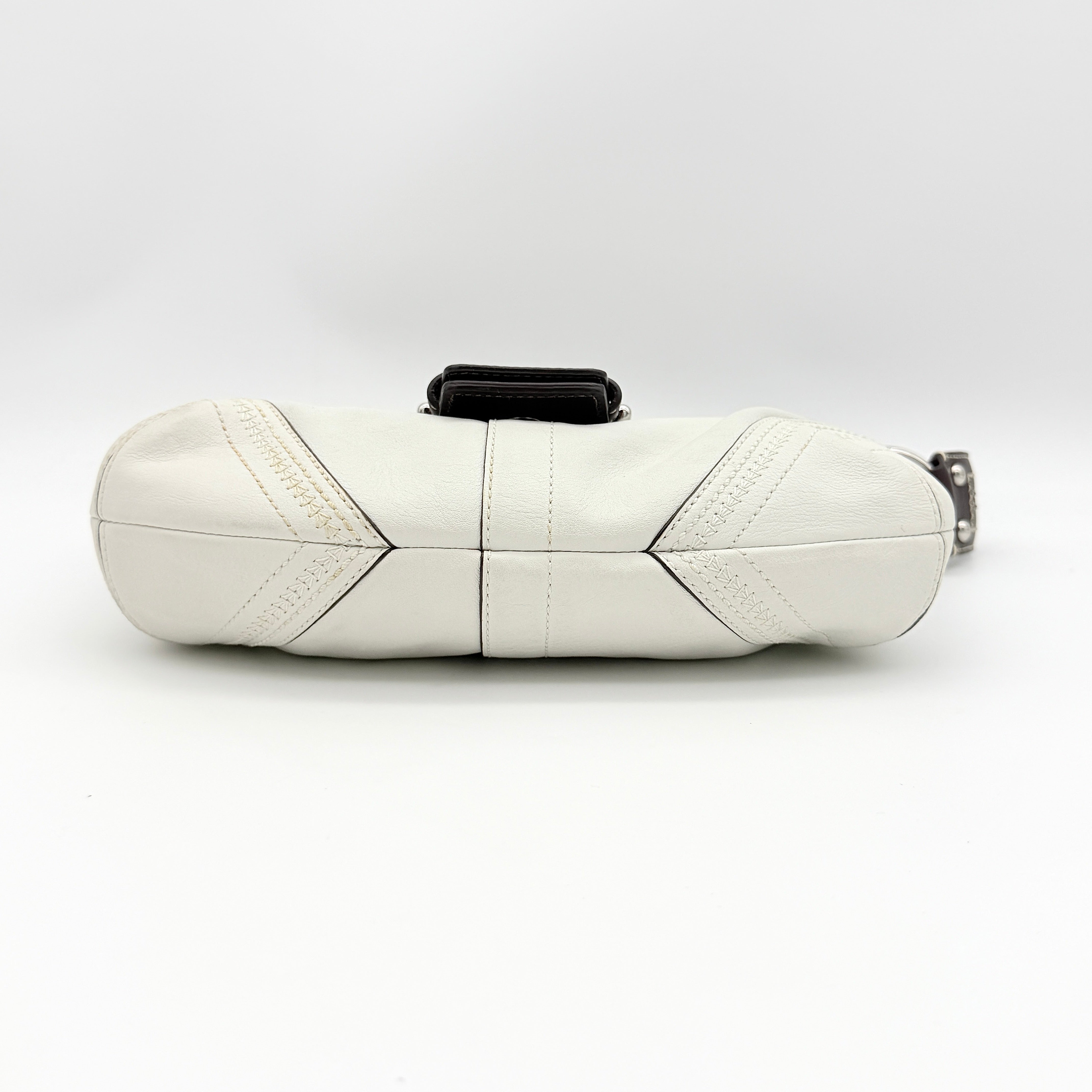 Coach Y2K Signature Soho Buckle Shoulder Bag Ivory/Brown