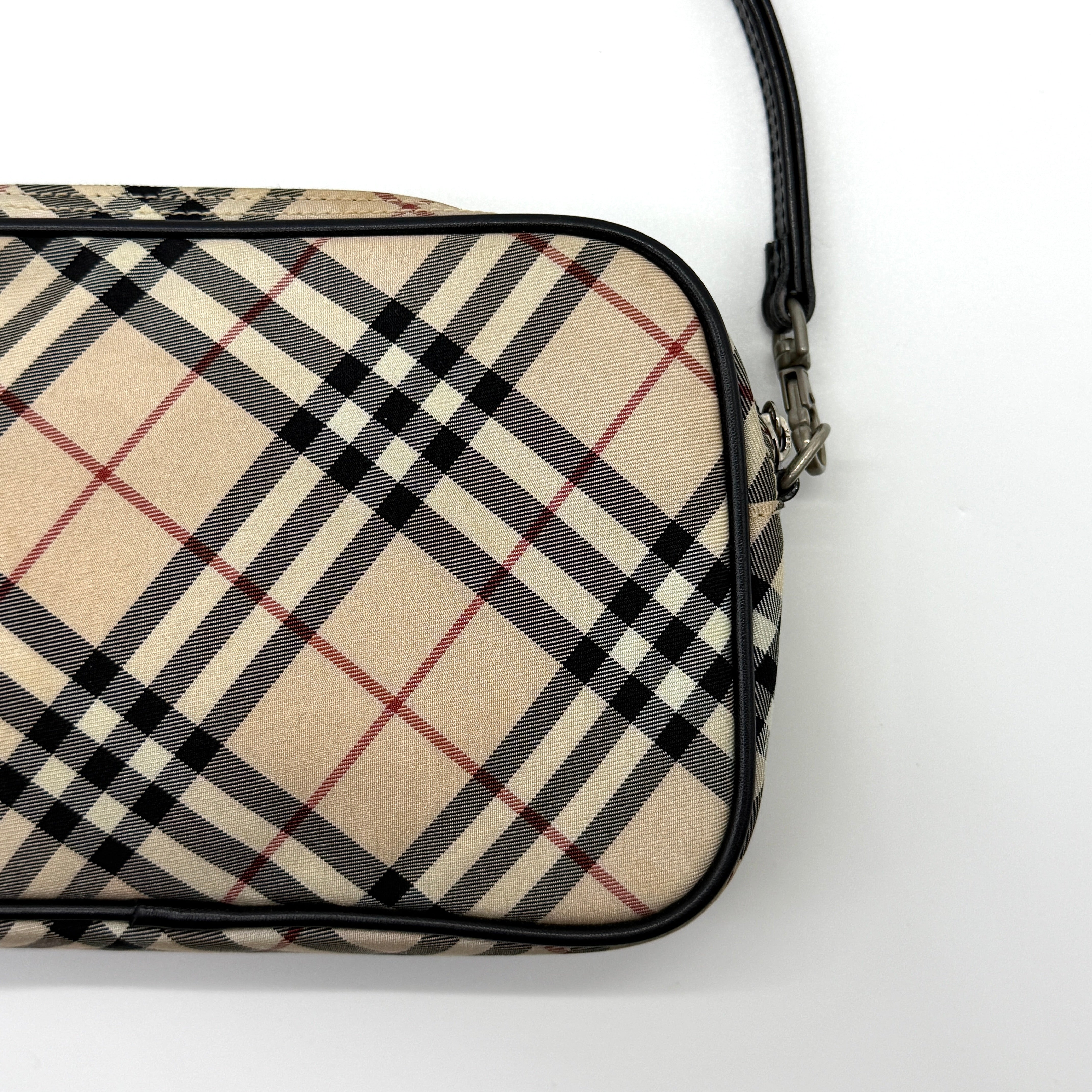 Burberry Nova Checkered Shoulder Bag Beige/Black