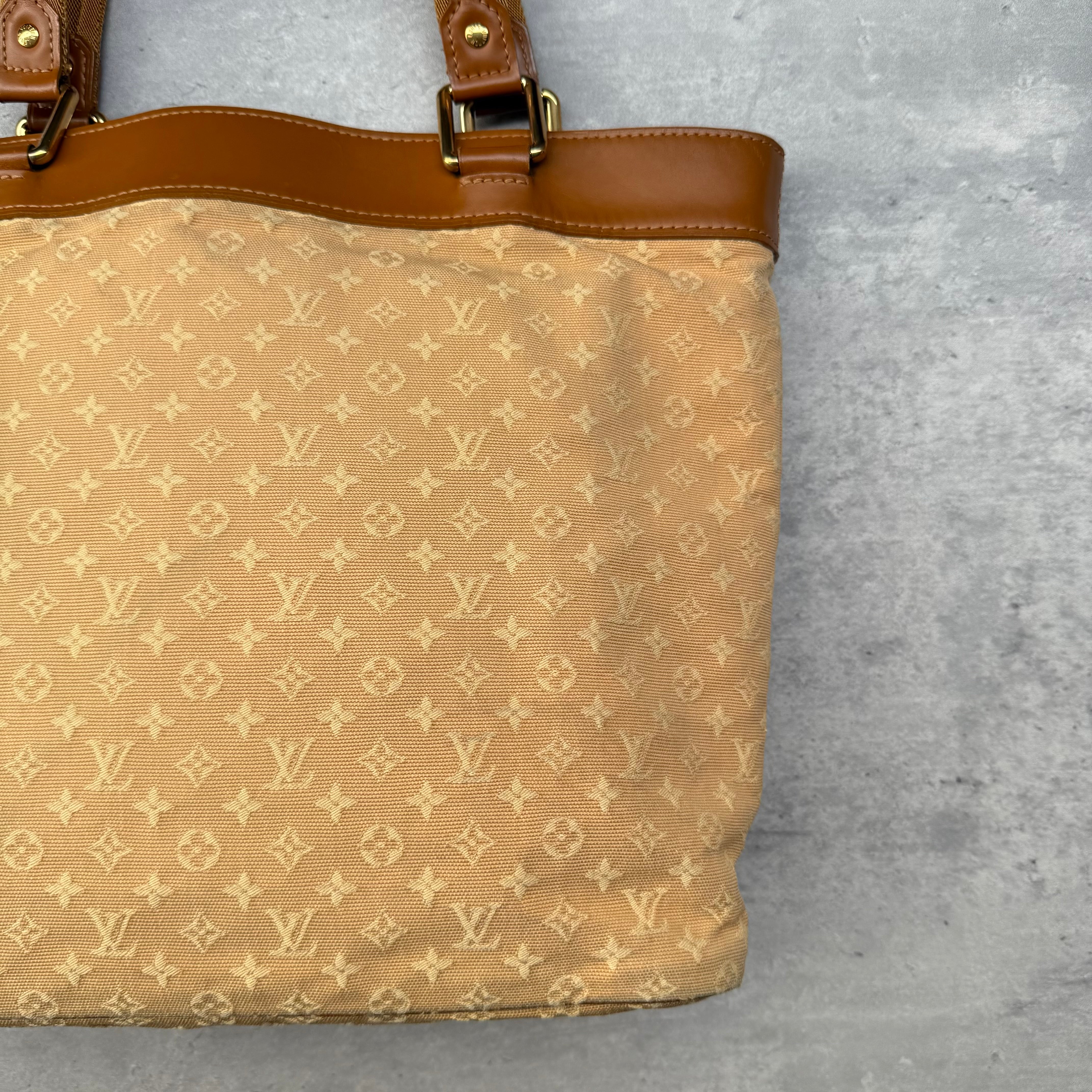 Louis Vuitton Mini Lin Monogram Lucille GM HandBag Beige/Caramel