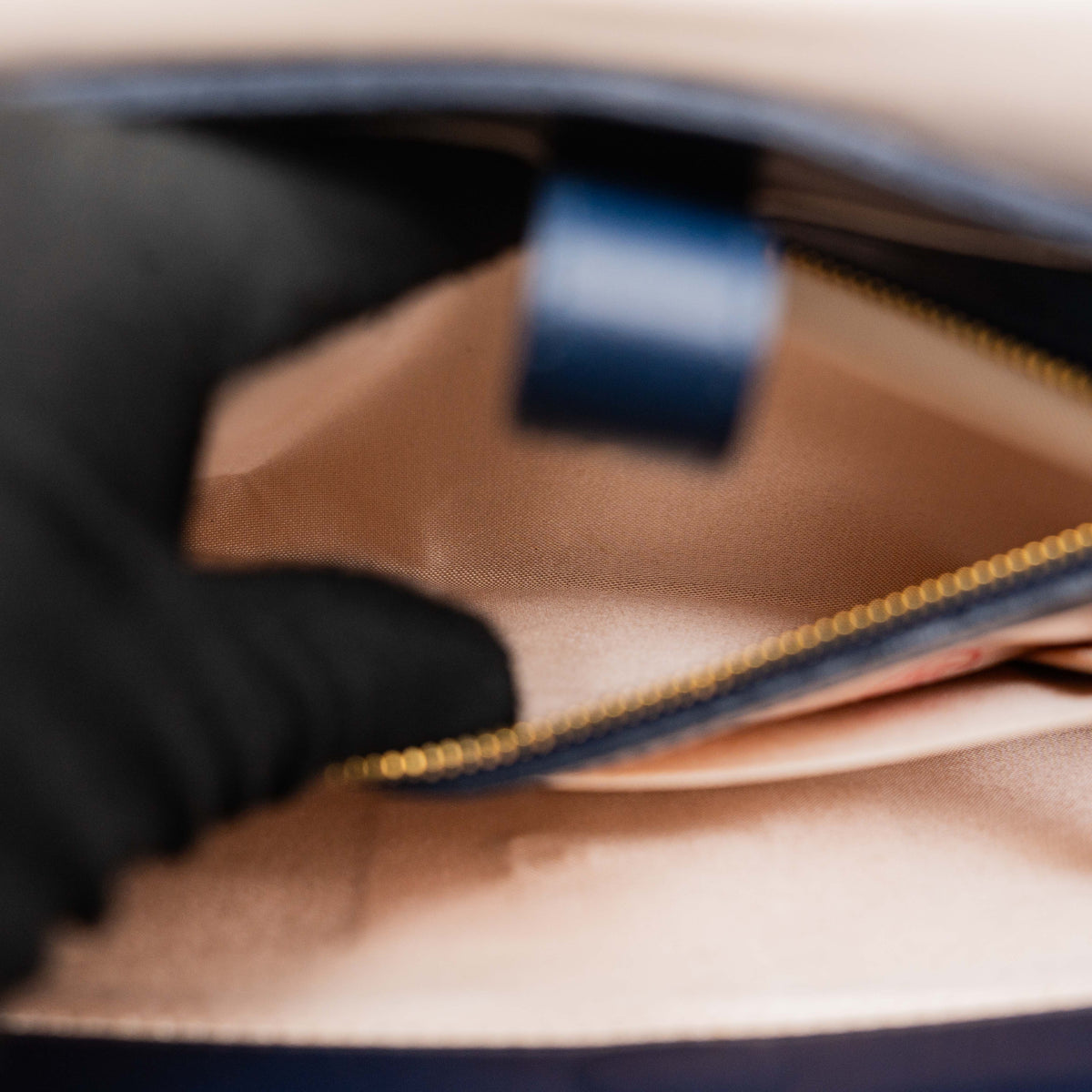 Samantha Thavasa LAPLUME Leather Clutch Bag Navy Blue