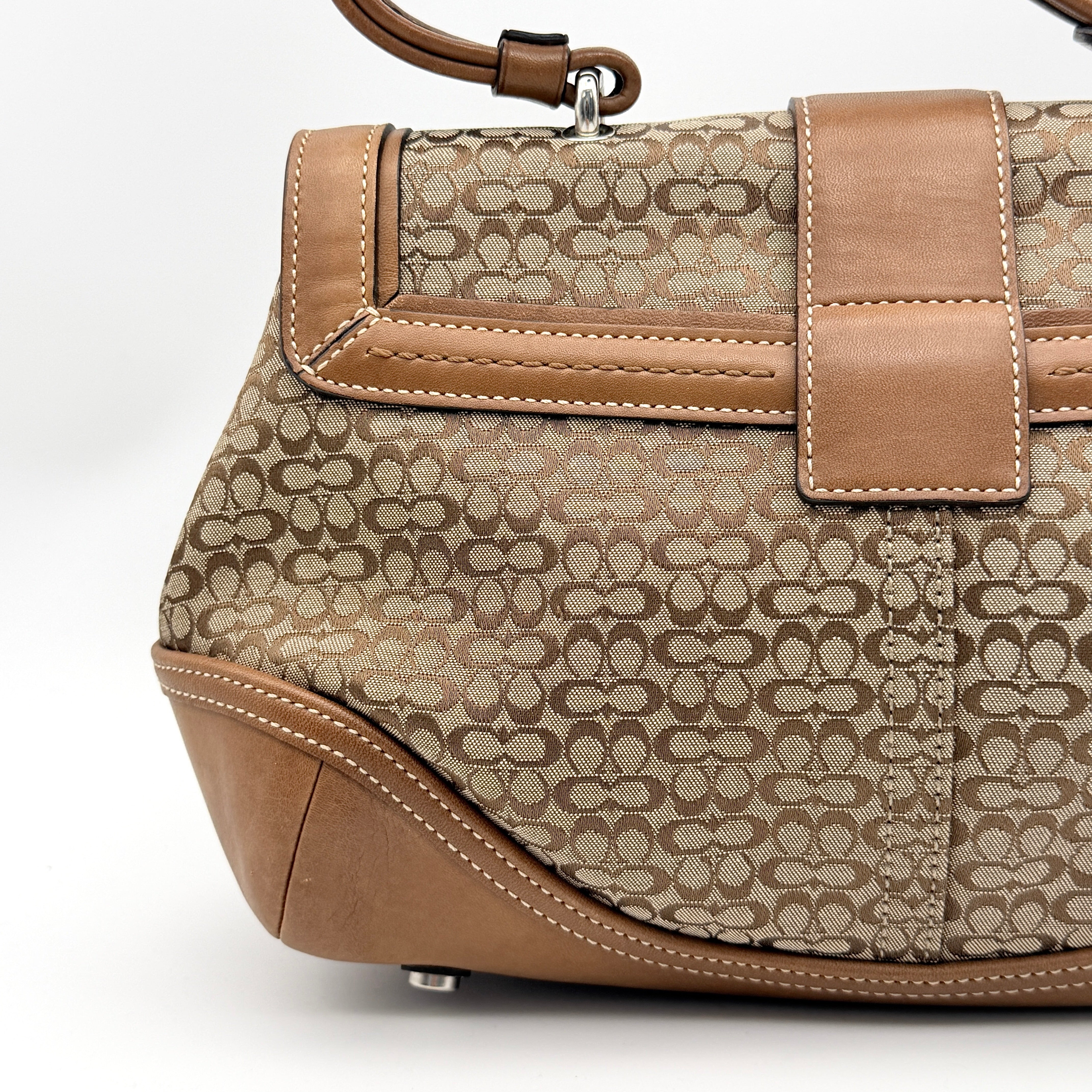 Coach Y2K Signature Soho Shoulder Bag Beige/Tan
