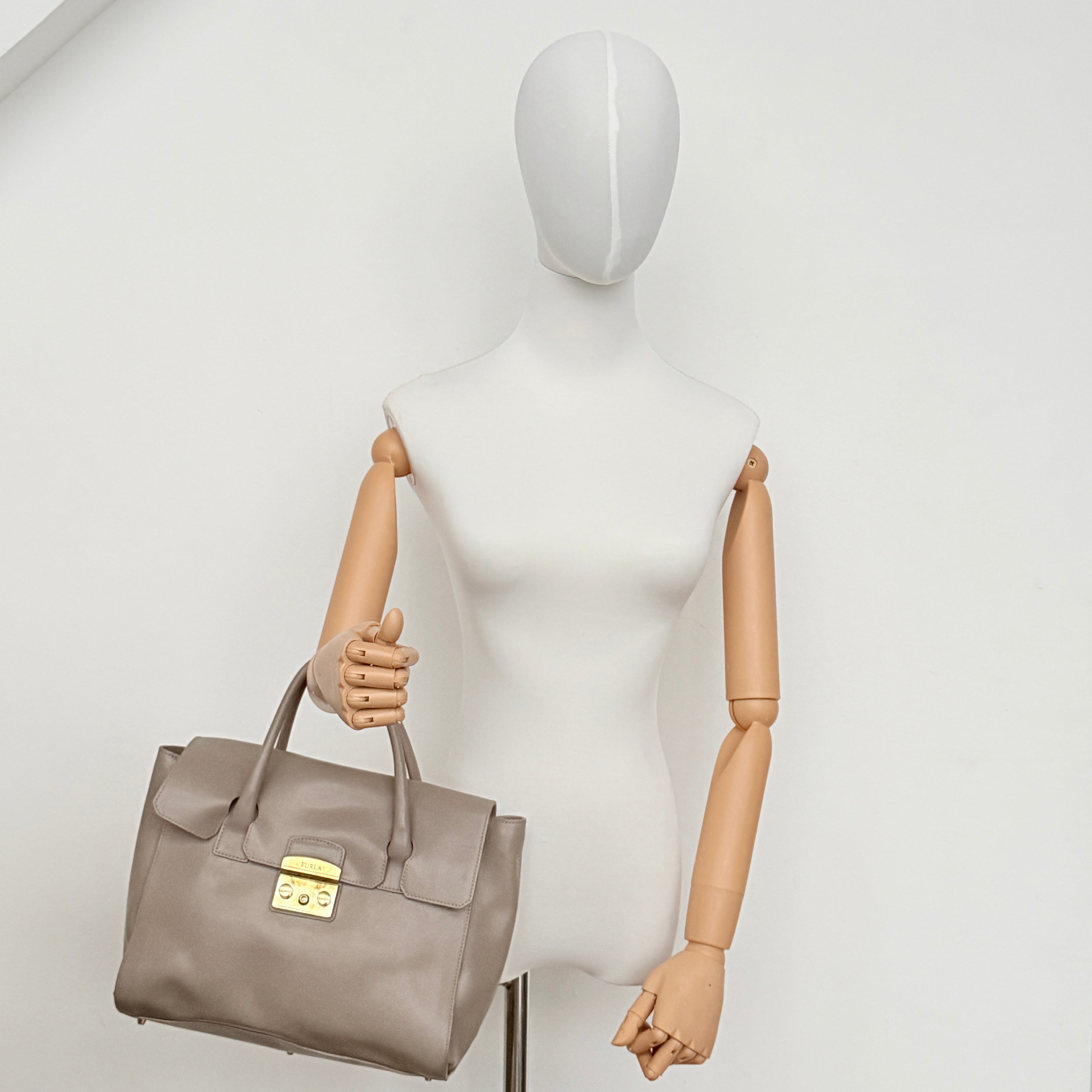 Furla 2Way Metropolis Satchel Handbag Beige