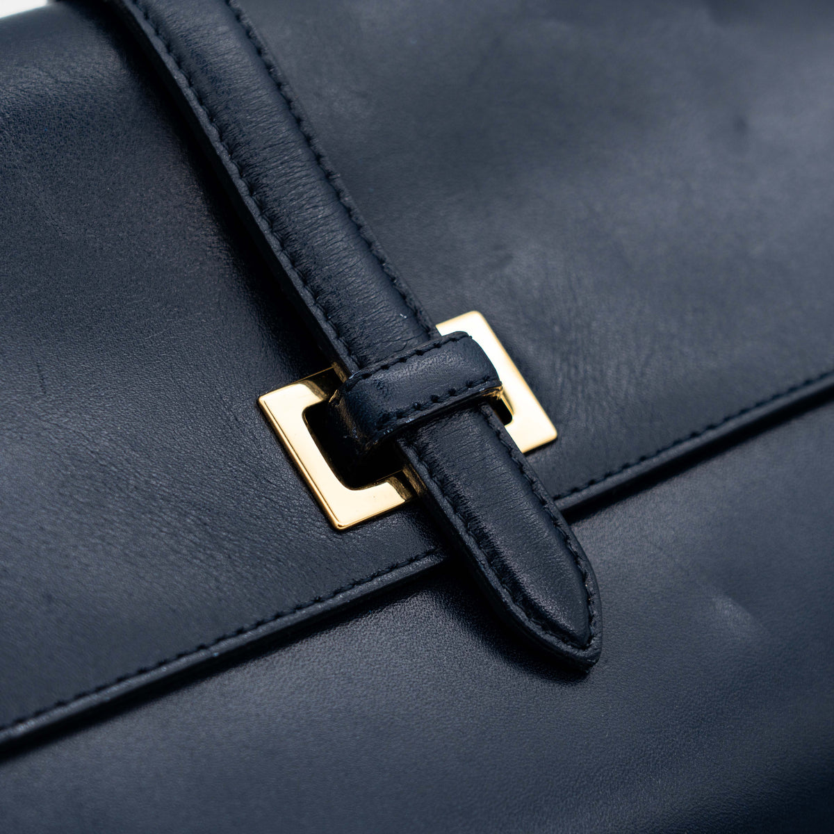 Samantha Thavasa LAPLUME Leather Clutch Bag Navy Blue