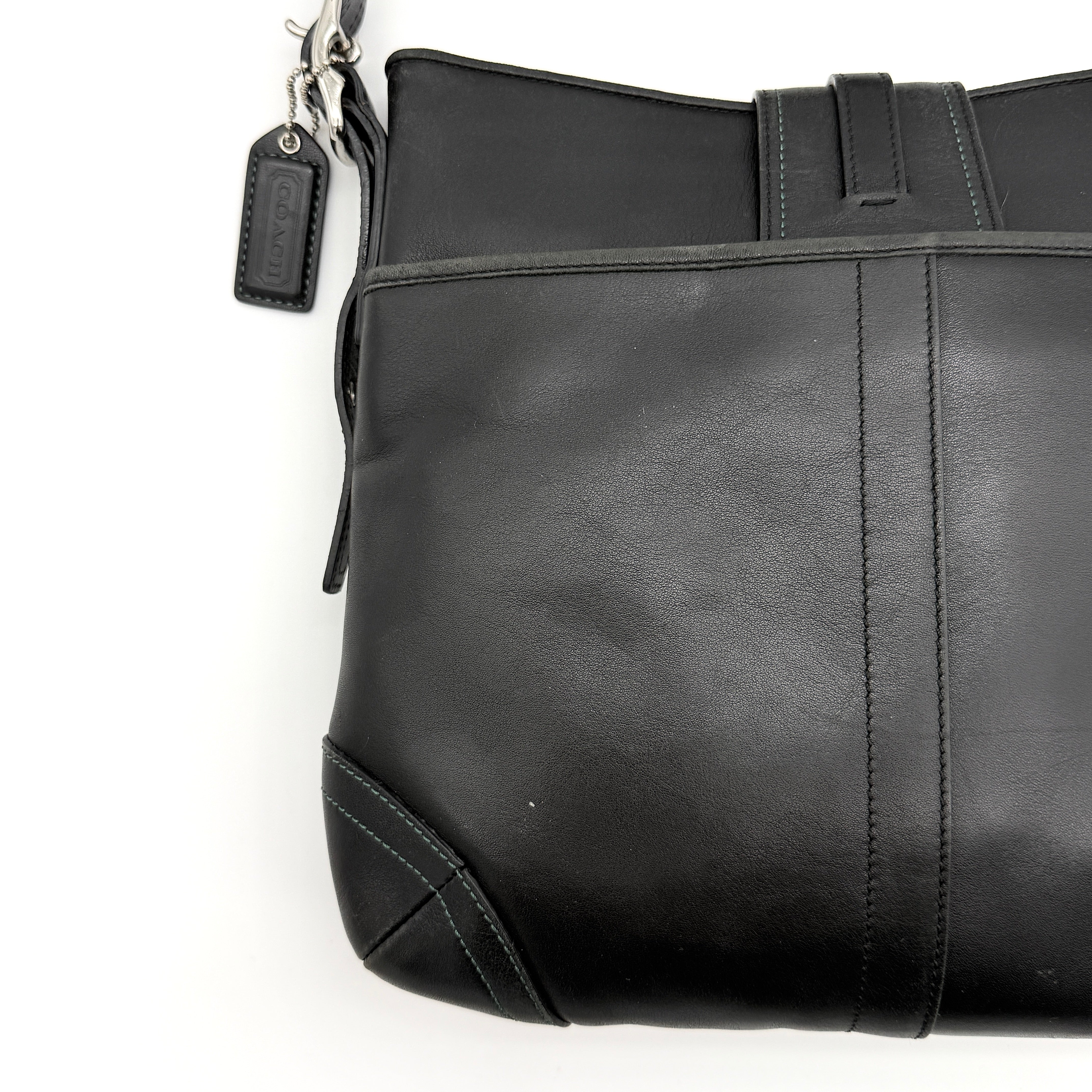Coach Hamptons Hobo Clip Crossbody Bag Black