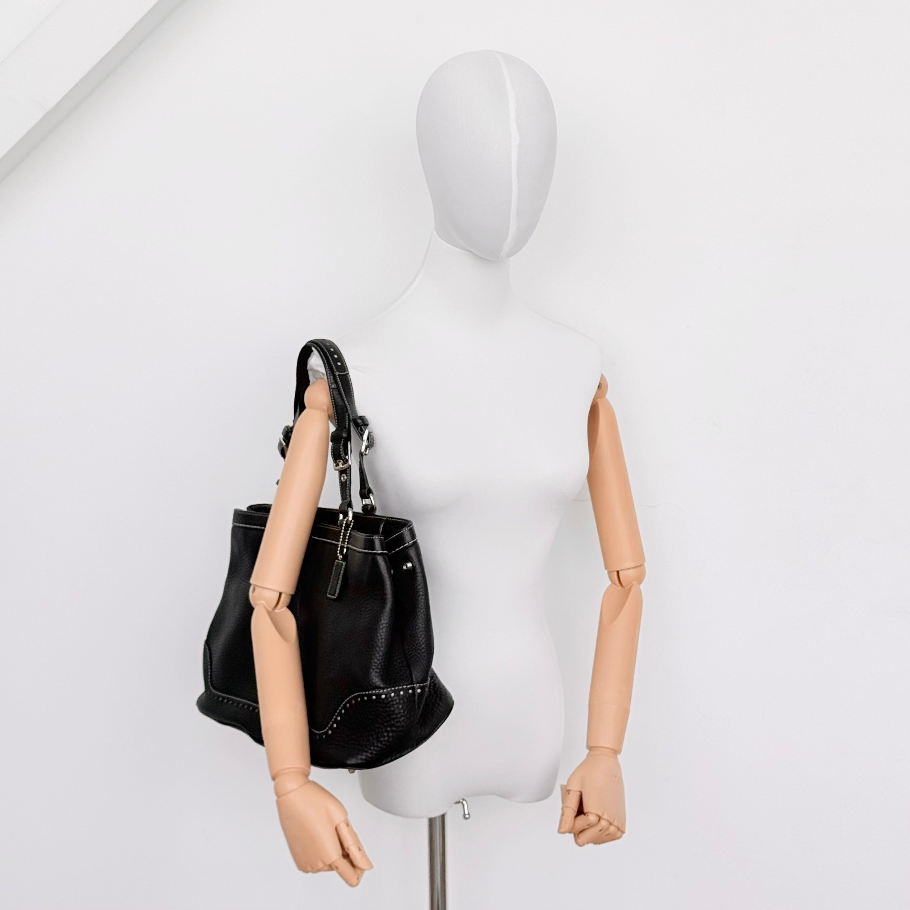 Coach Hampton Leather Tote Bag Black