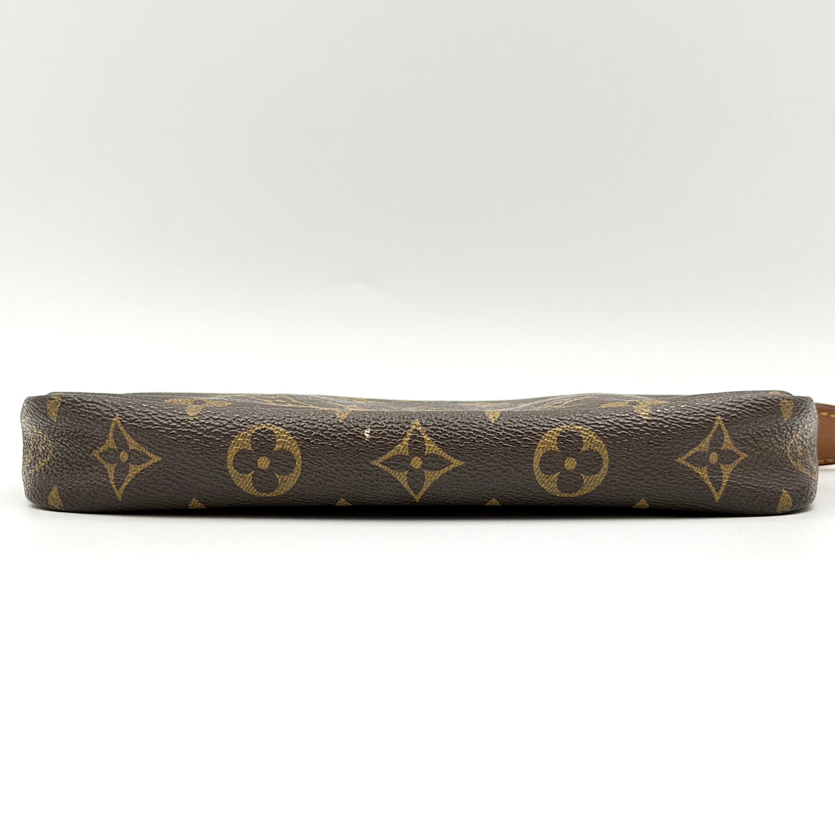 Louis Vuitton Monogram Pochette Shoulder Bag