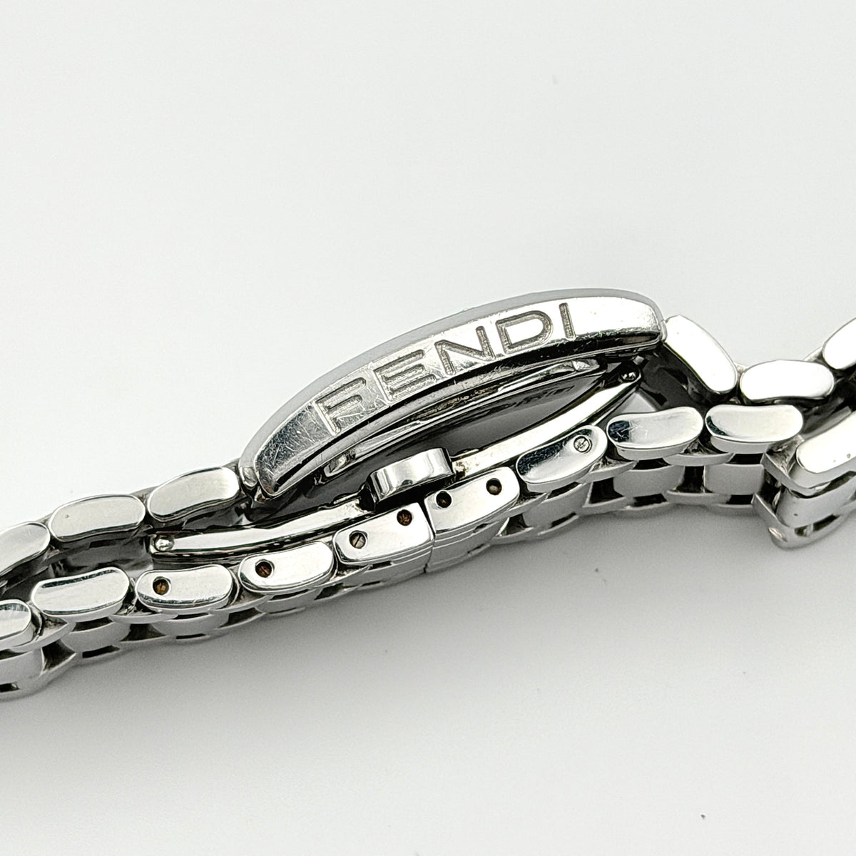 Fendi 7000L Stainless Steel Watch Silver