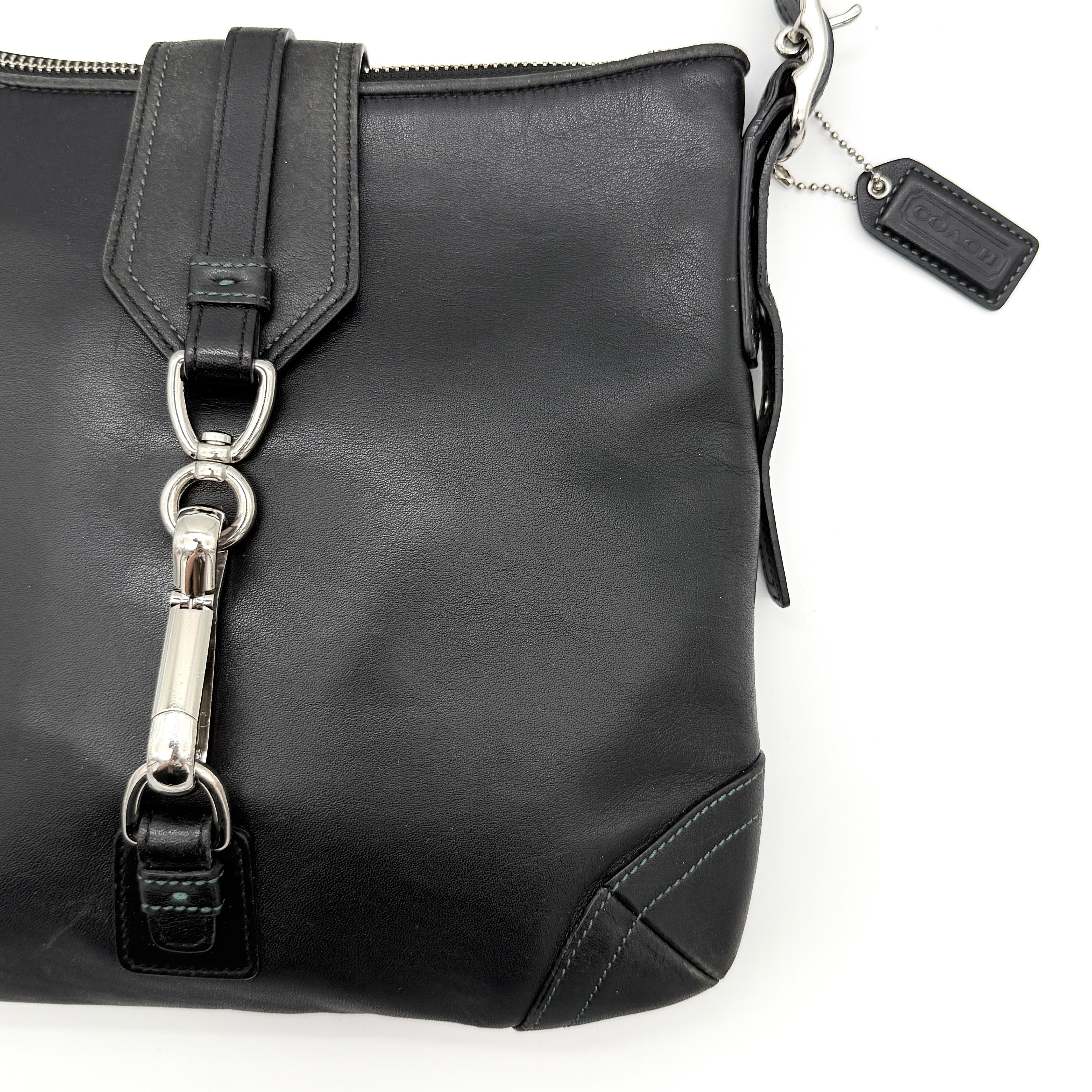 Coach Hamptons Hobo Clip Crossbody Bag Black