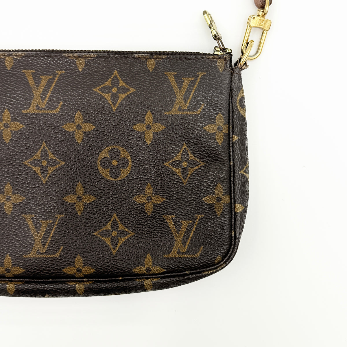 Louis Vuitton Monogram Pochette Shoulder Bag