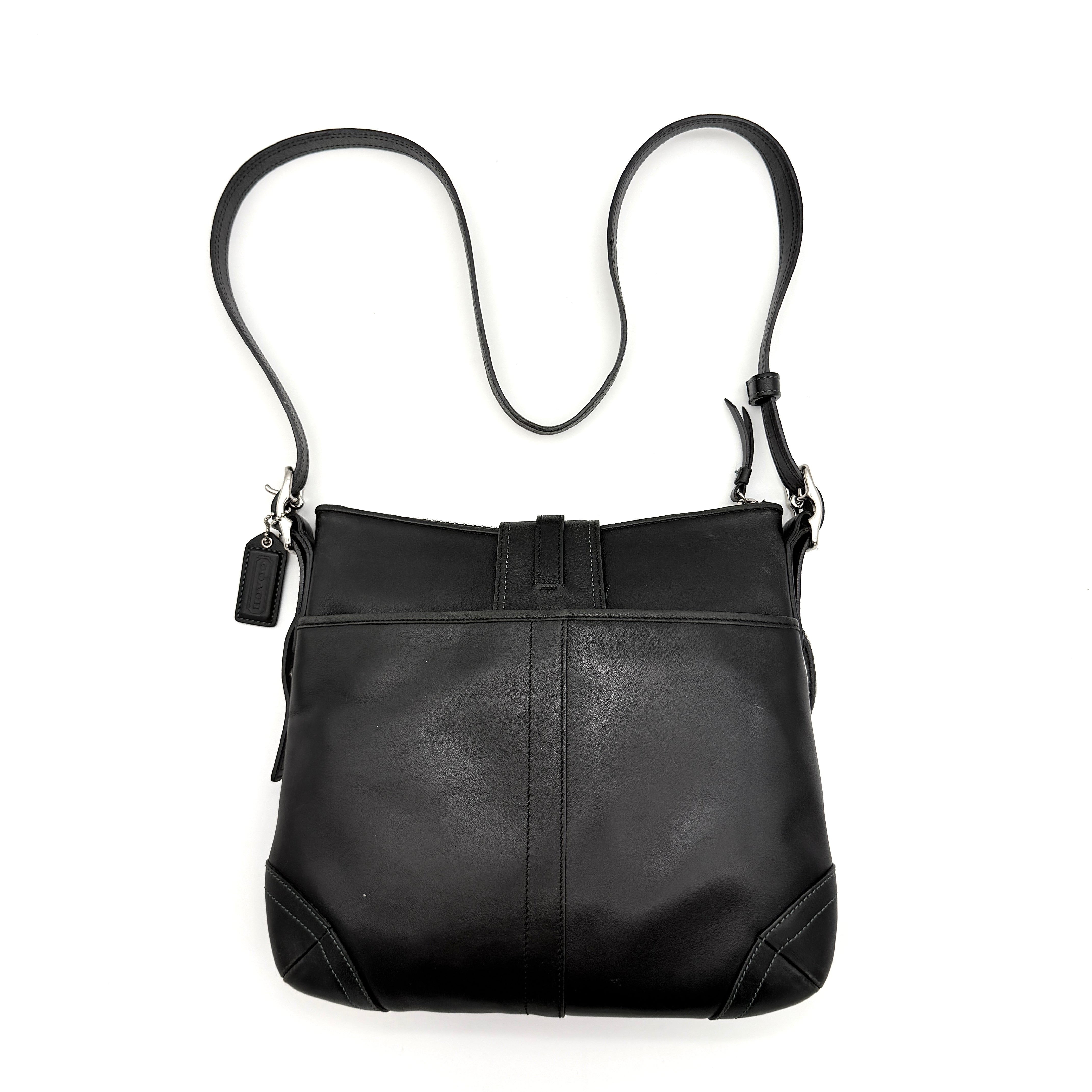 Coach Hamptons Hobo Clip Crossbody Bag Black