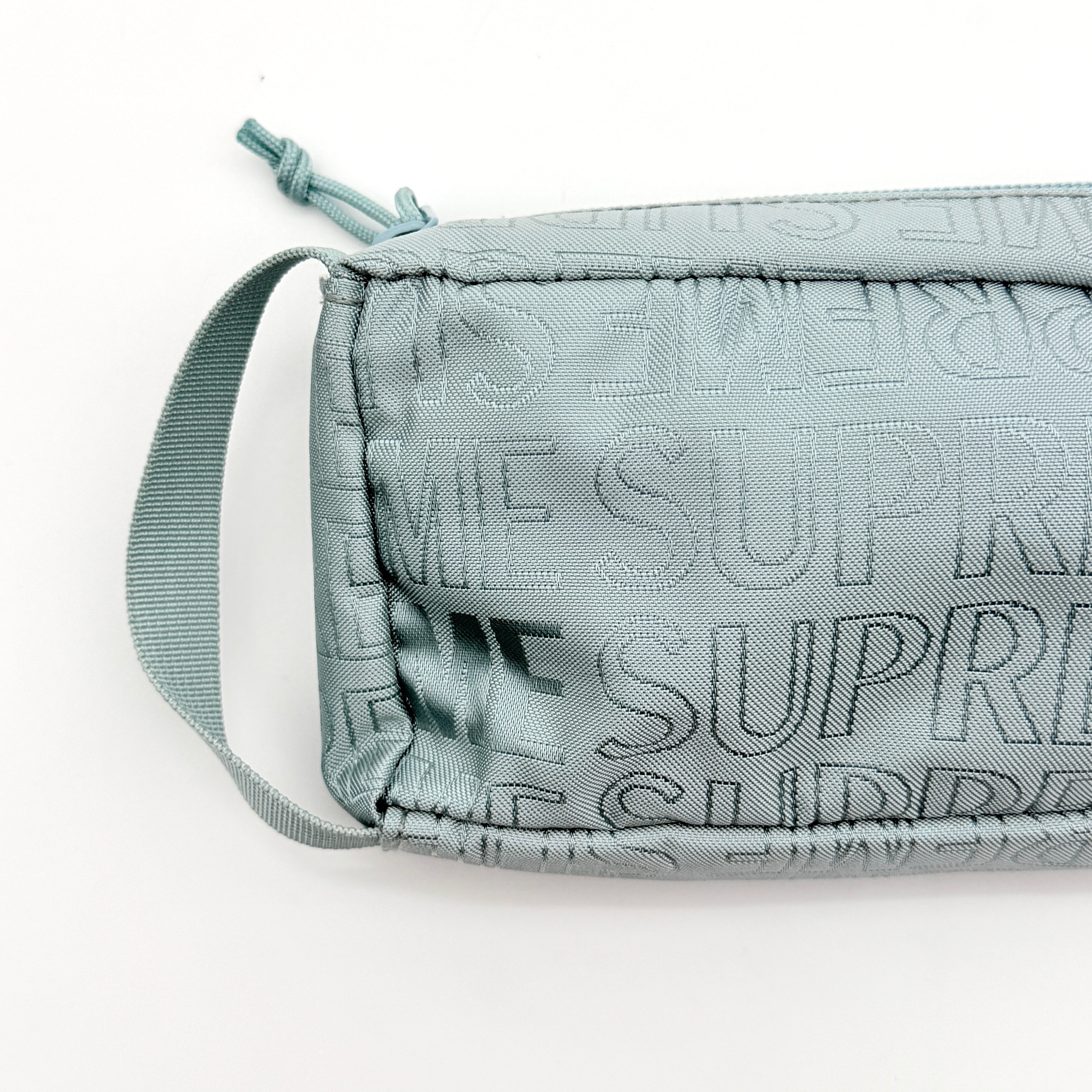 Supreme Organizer Pouch Ice Blue