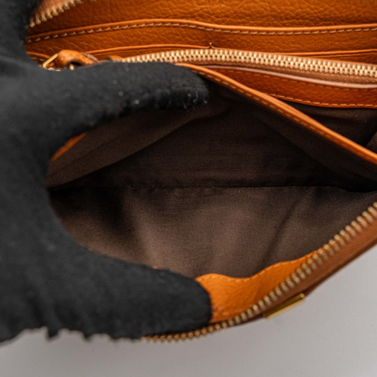 Chloé Marcie Leather Zip Wallet Tan