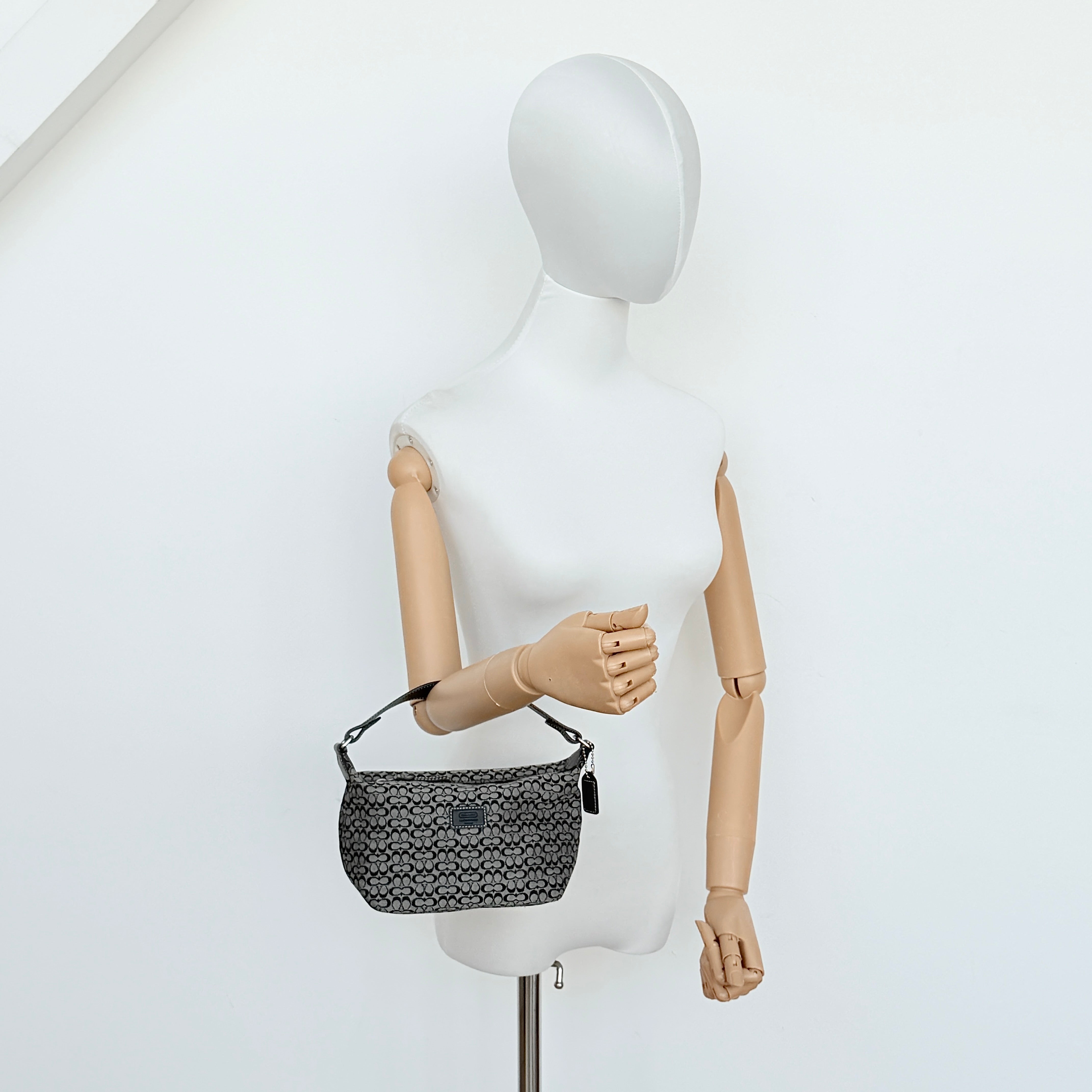 Coach Signature Mini Hobo Shoulder Bag Grey/Black