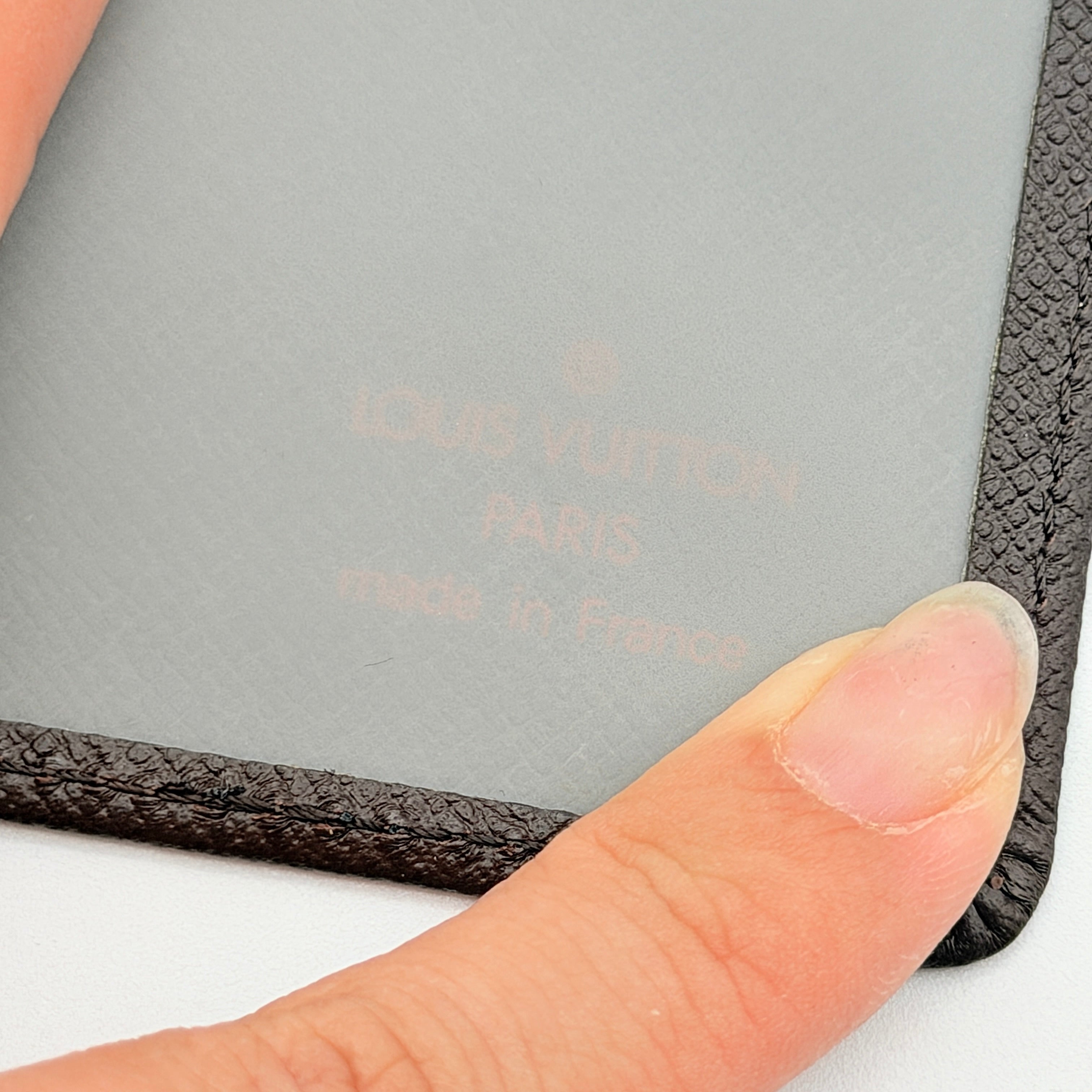 Louis Vuitton Taiga Leather Cardholder Brown