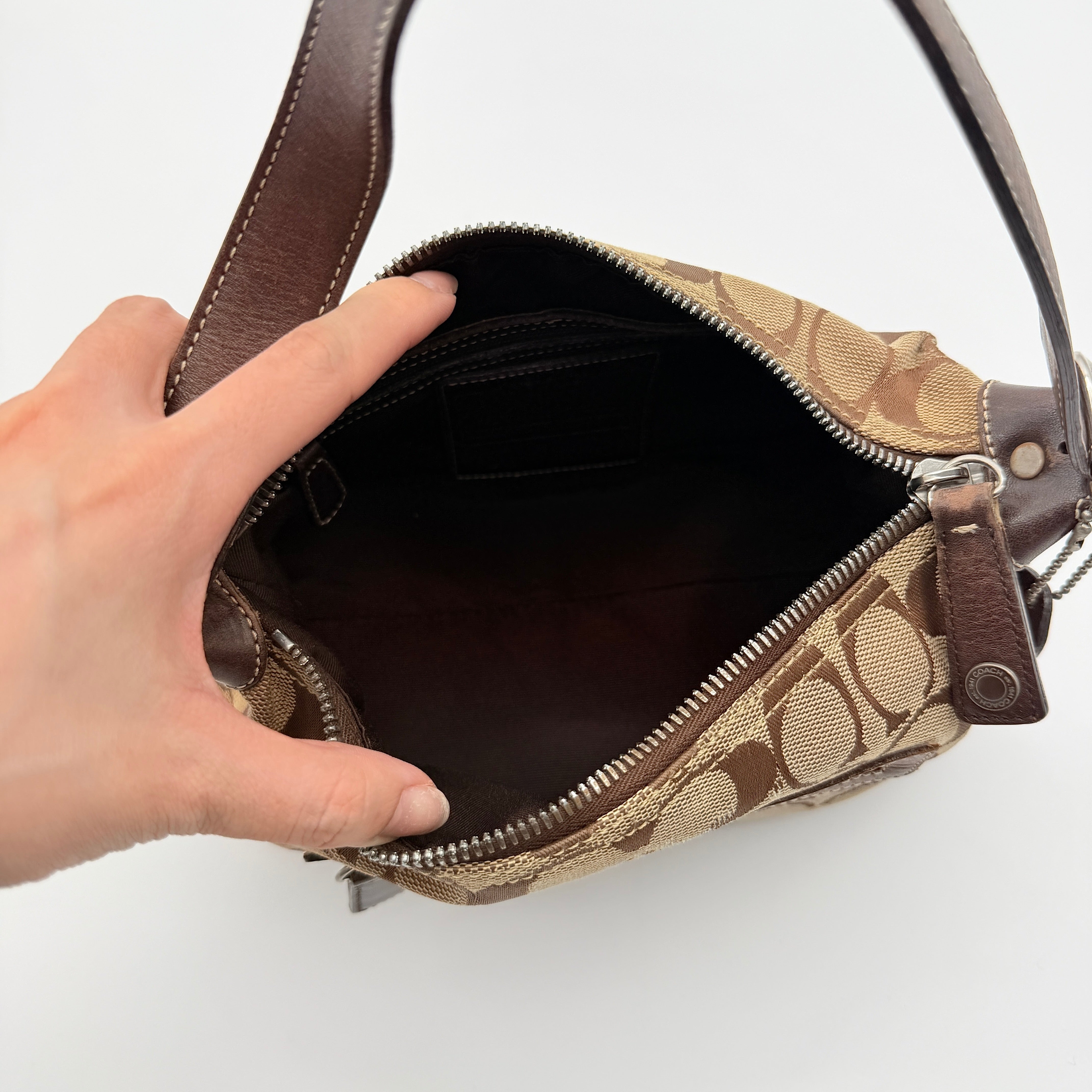 Coach Signature Hobo Shoulder Bag Beige/Brown