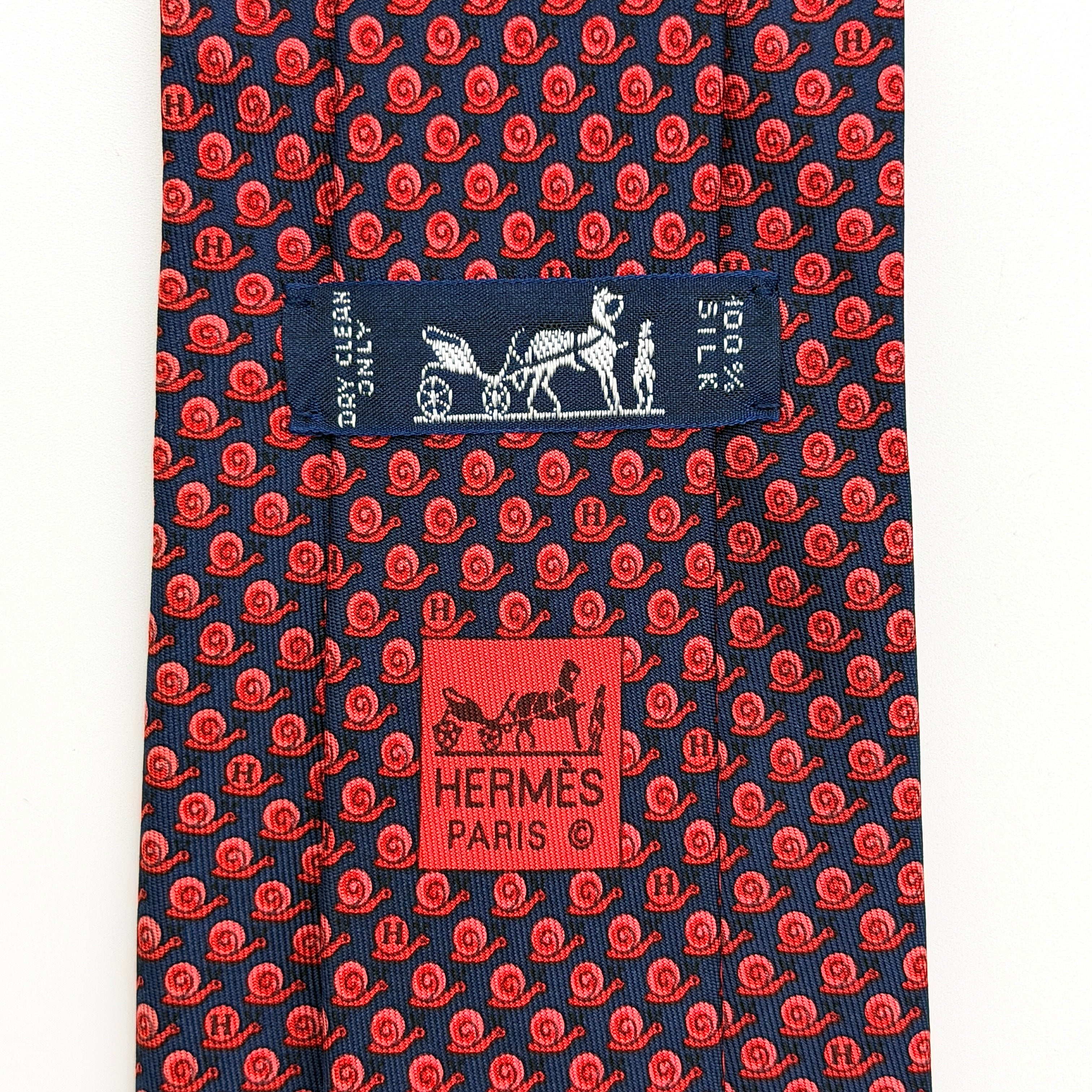 Hermès Snail Print Silk Tie Red/Navy Blue