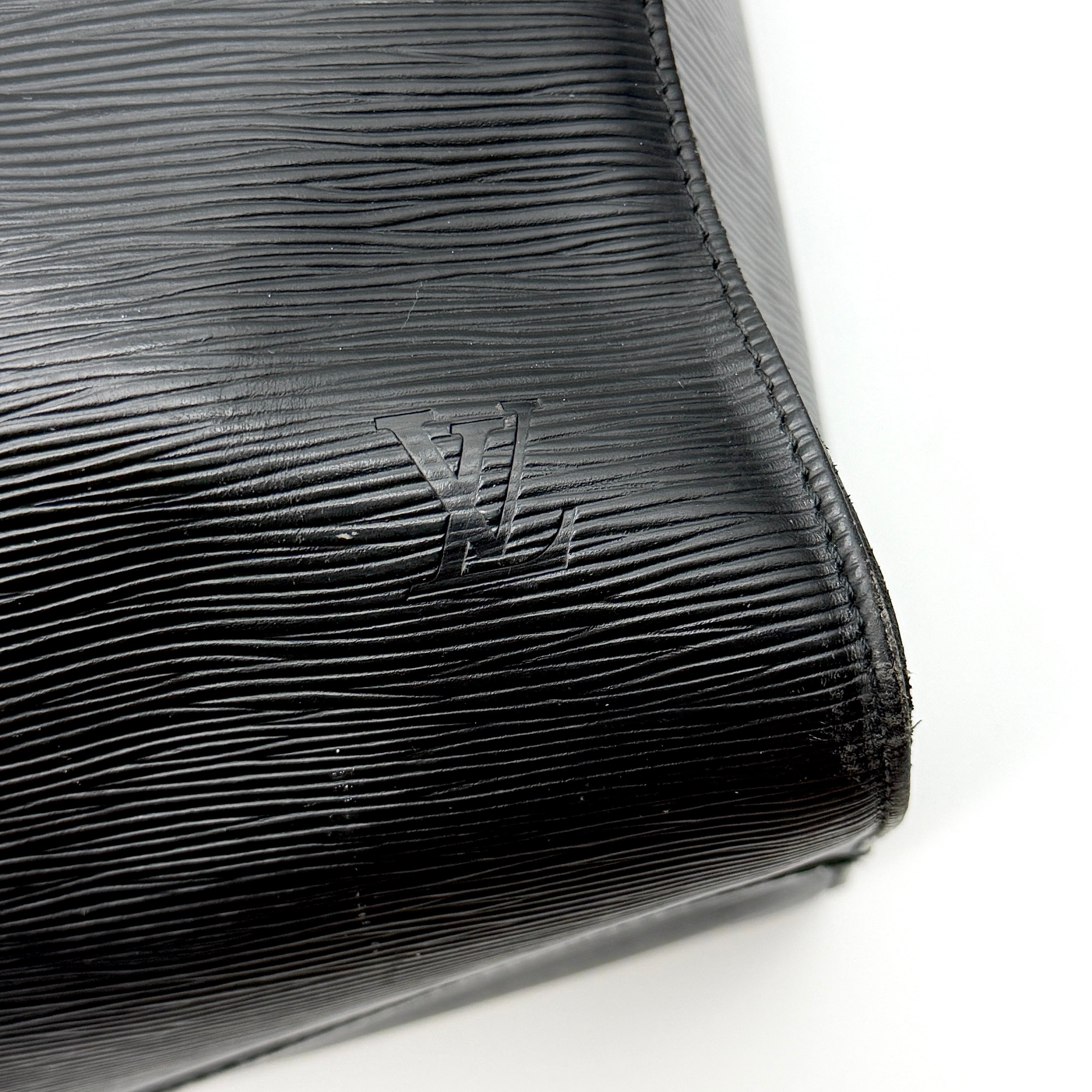 Louis Vuitton Keepall 50 Black Epi Duffle Bag Black