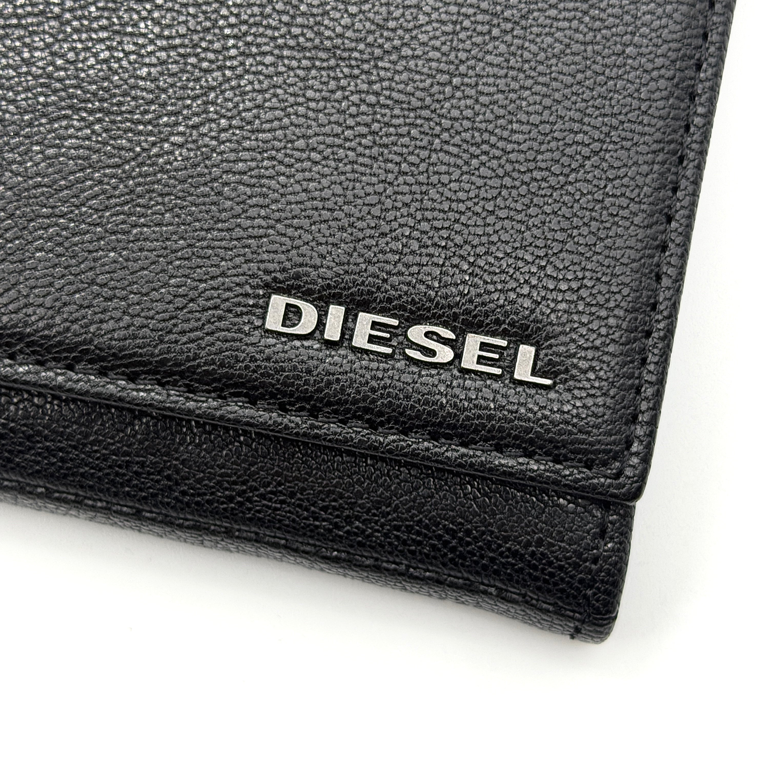 Diesel Logo Plaque Leather Long Wallet Black