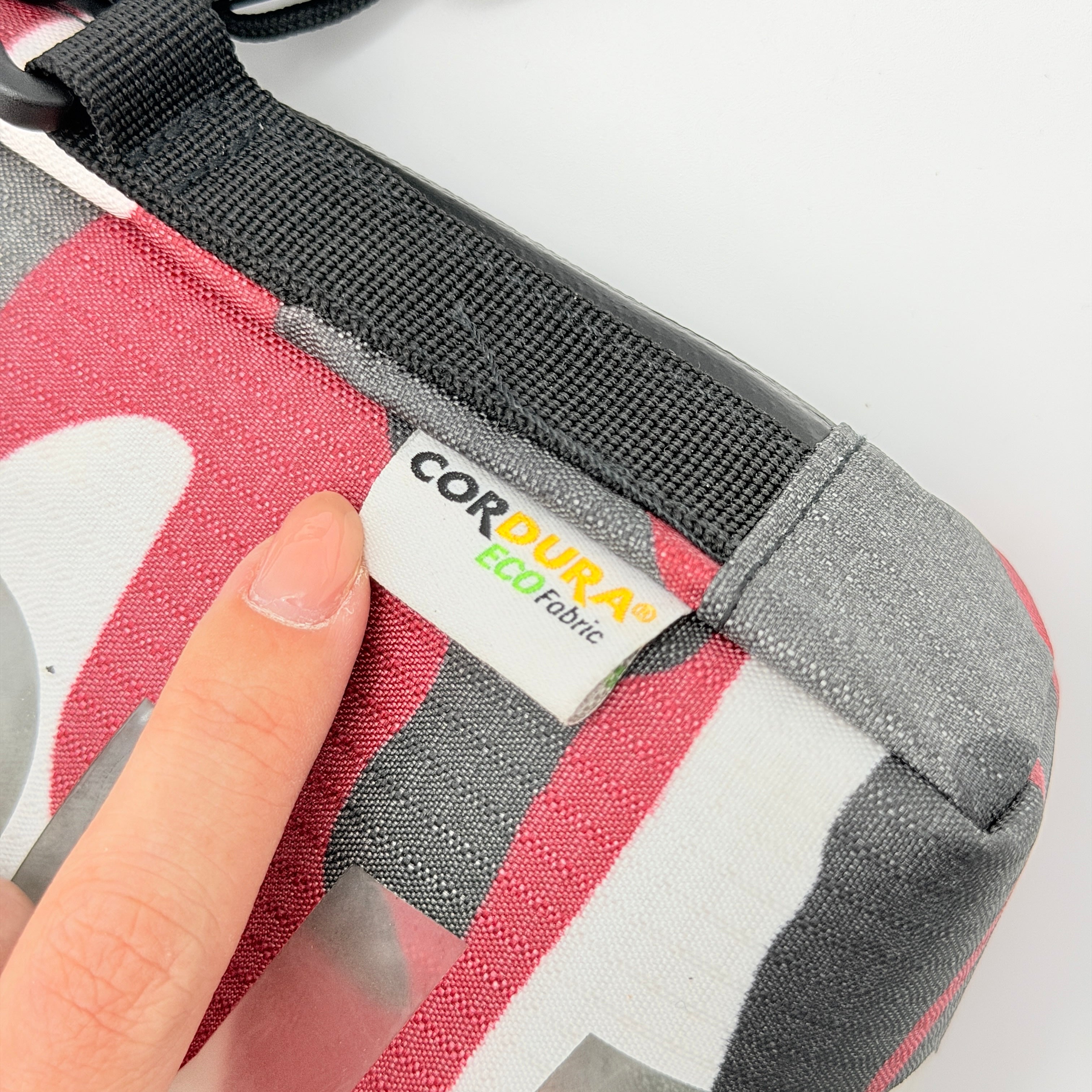 Supreme SS21 Neck Pouch Bag Red Camo
